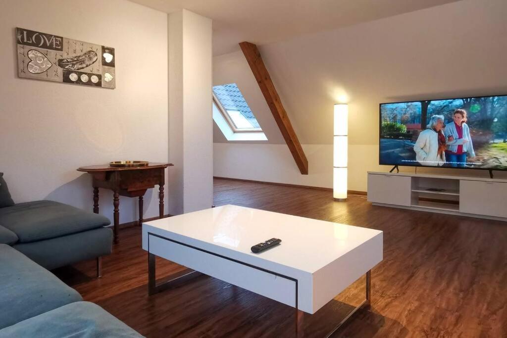 Exklusive Attika Wohnung mit 5 Zimmer nahe zur Schweiz