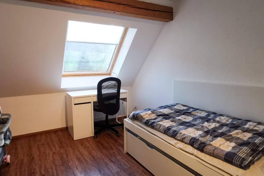 Exklusive Attika Wohnung mit 5 Zimmer nahe zur Schweiz