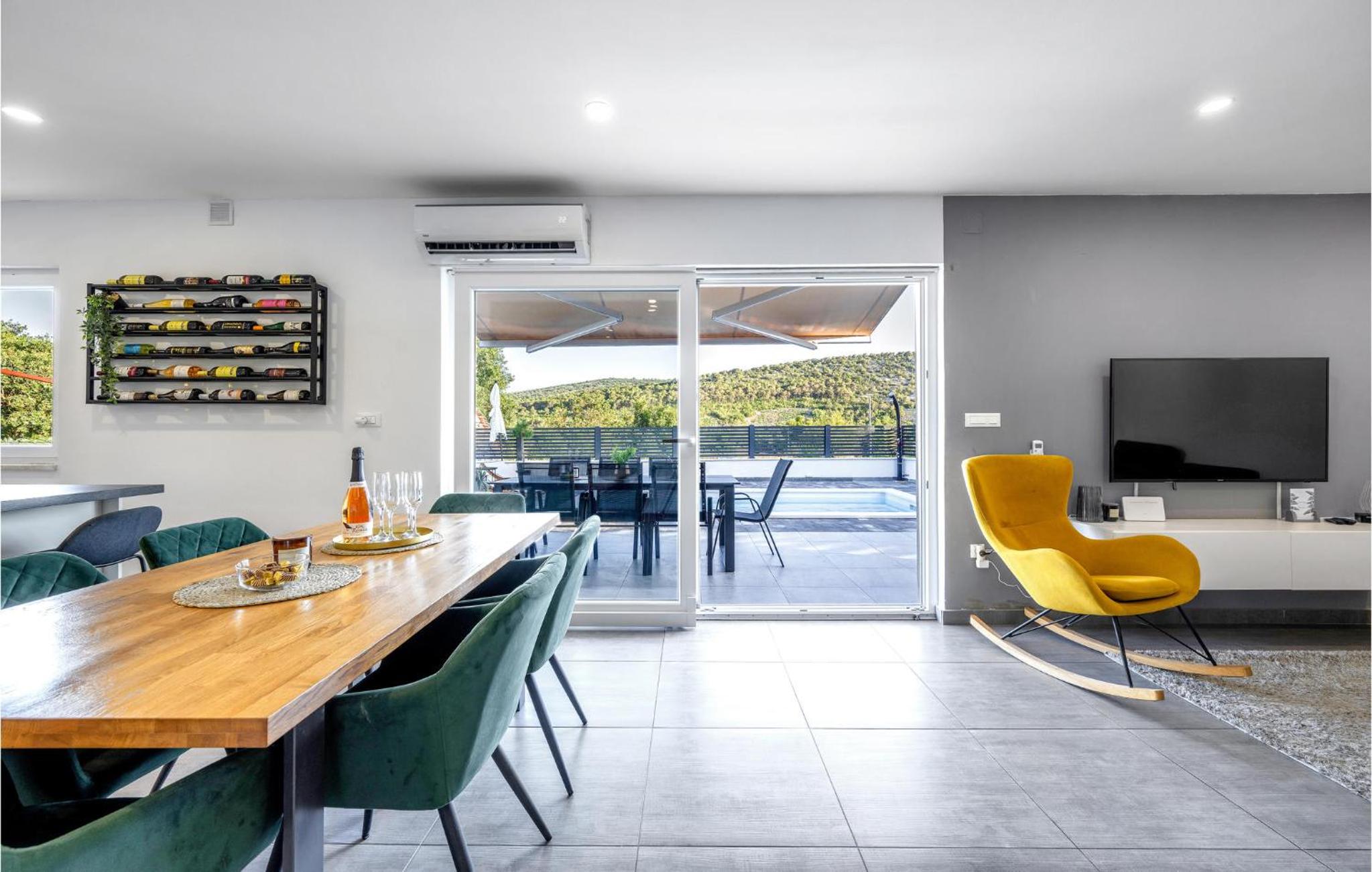 Stunning Home In Krusevo view 3