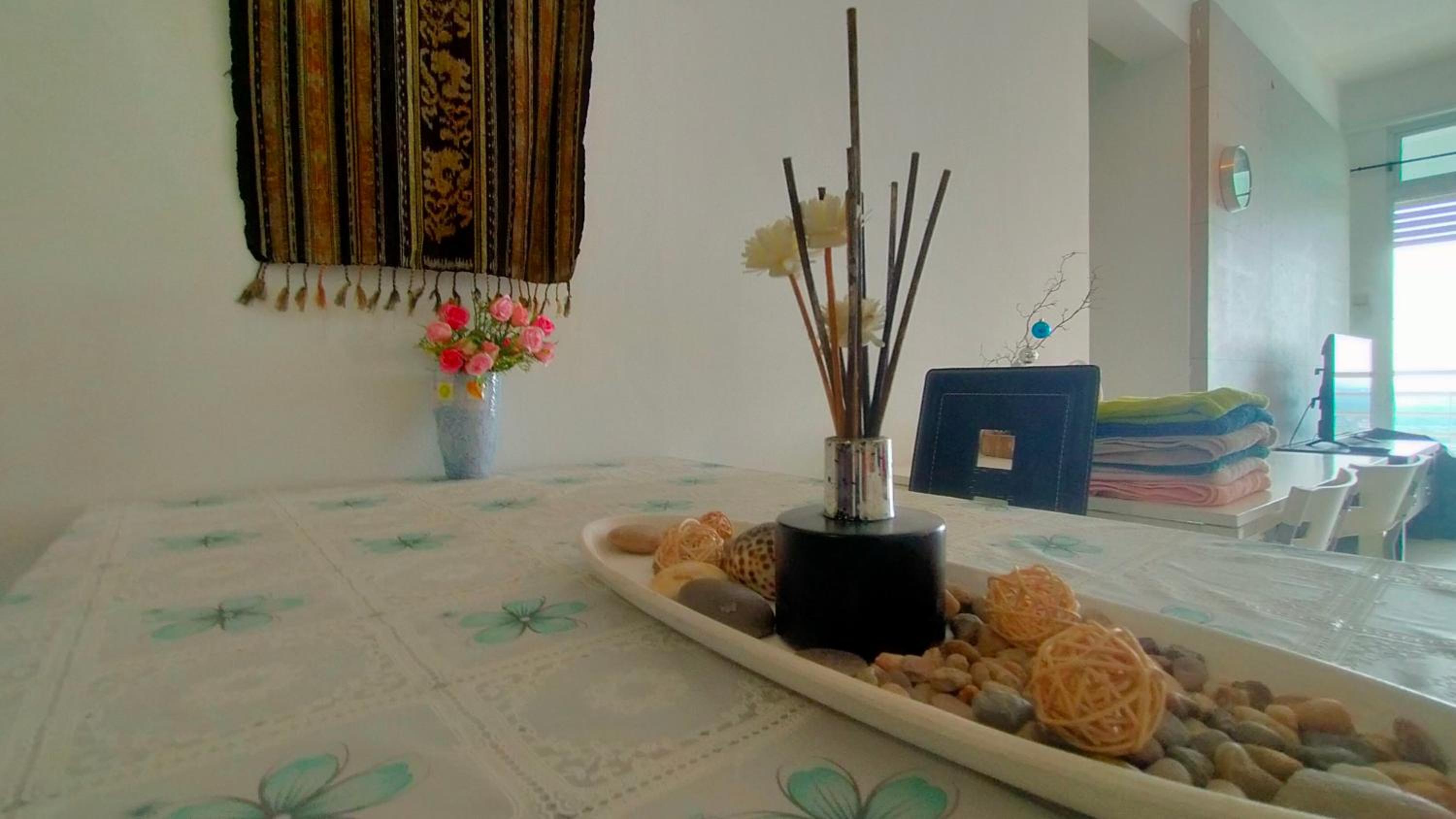 Apartment in central JB with sea view, city view, balcony, free WiFi and free parking