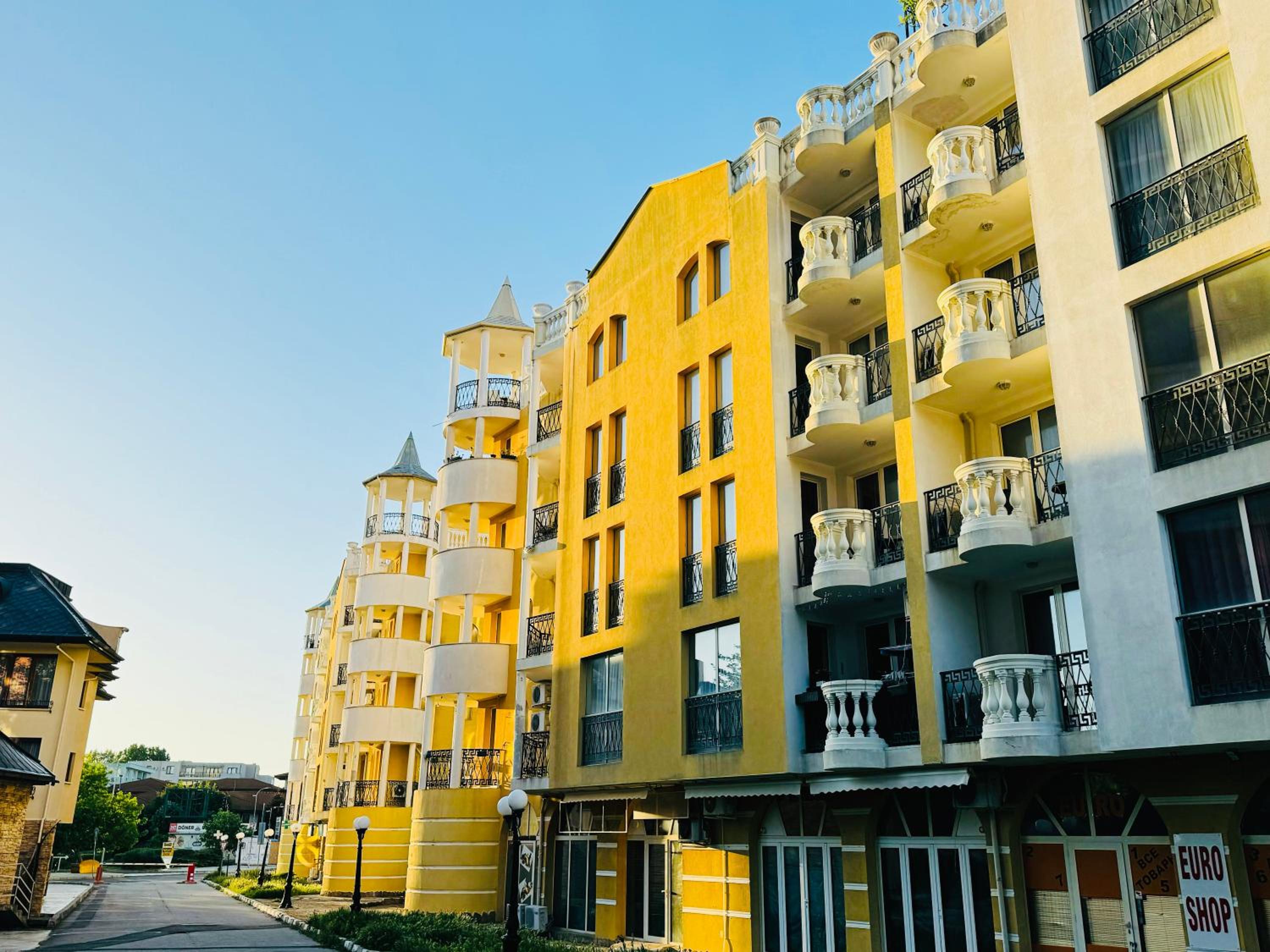 VICTORIA RESIDENCE Two Bedroom Sunny Beach
