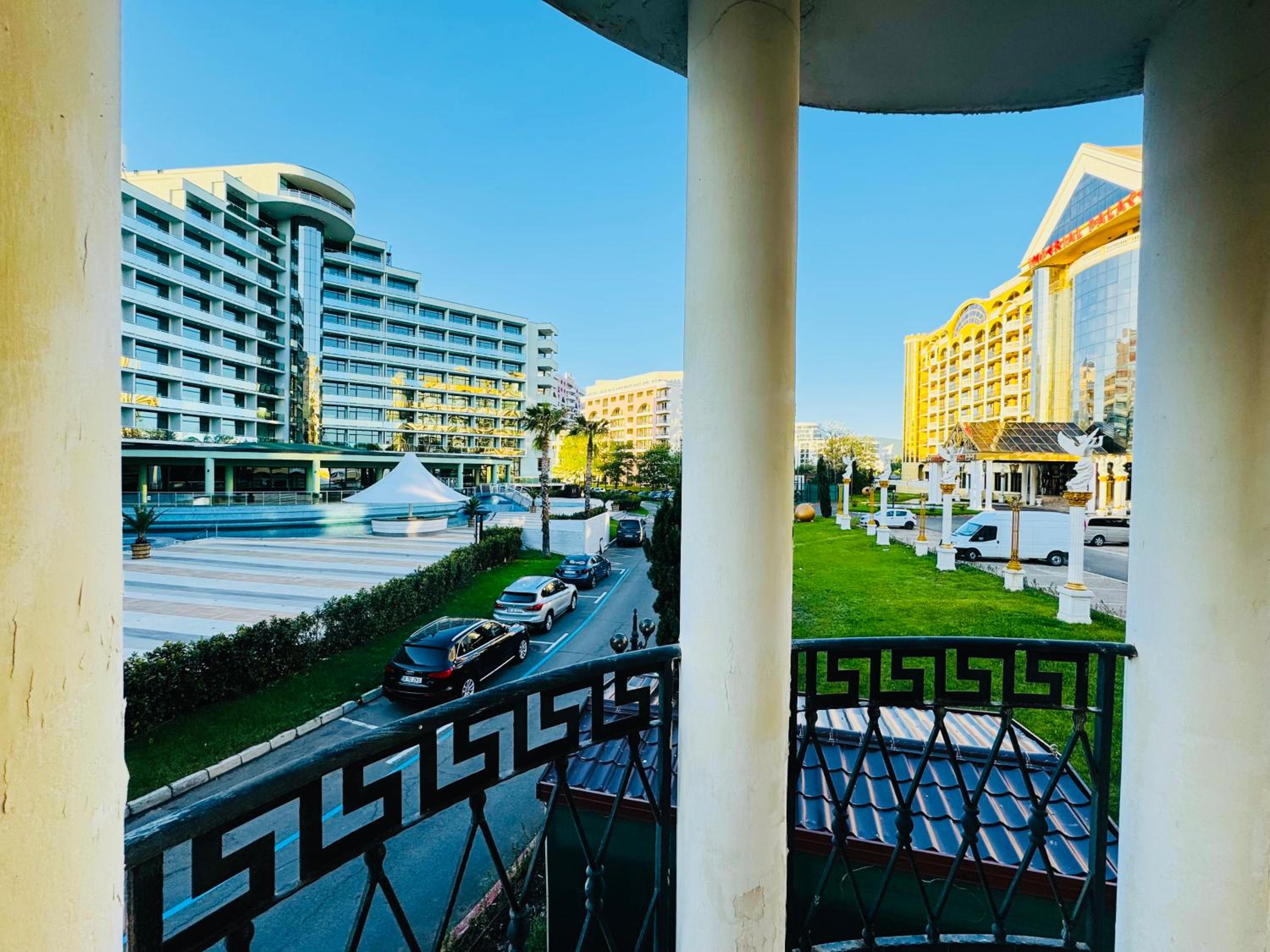 VICTORIA RESIDENCE Two Bedroom Sunny Beach