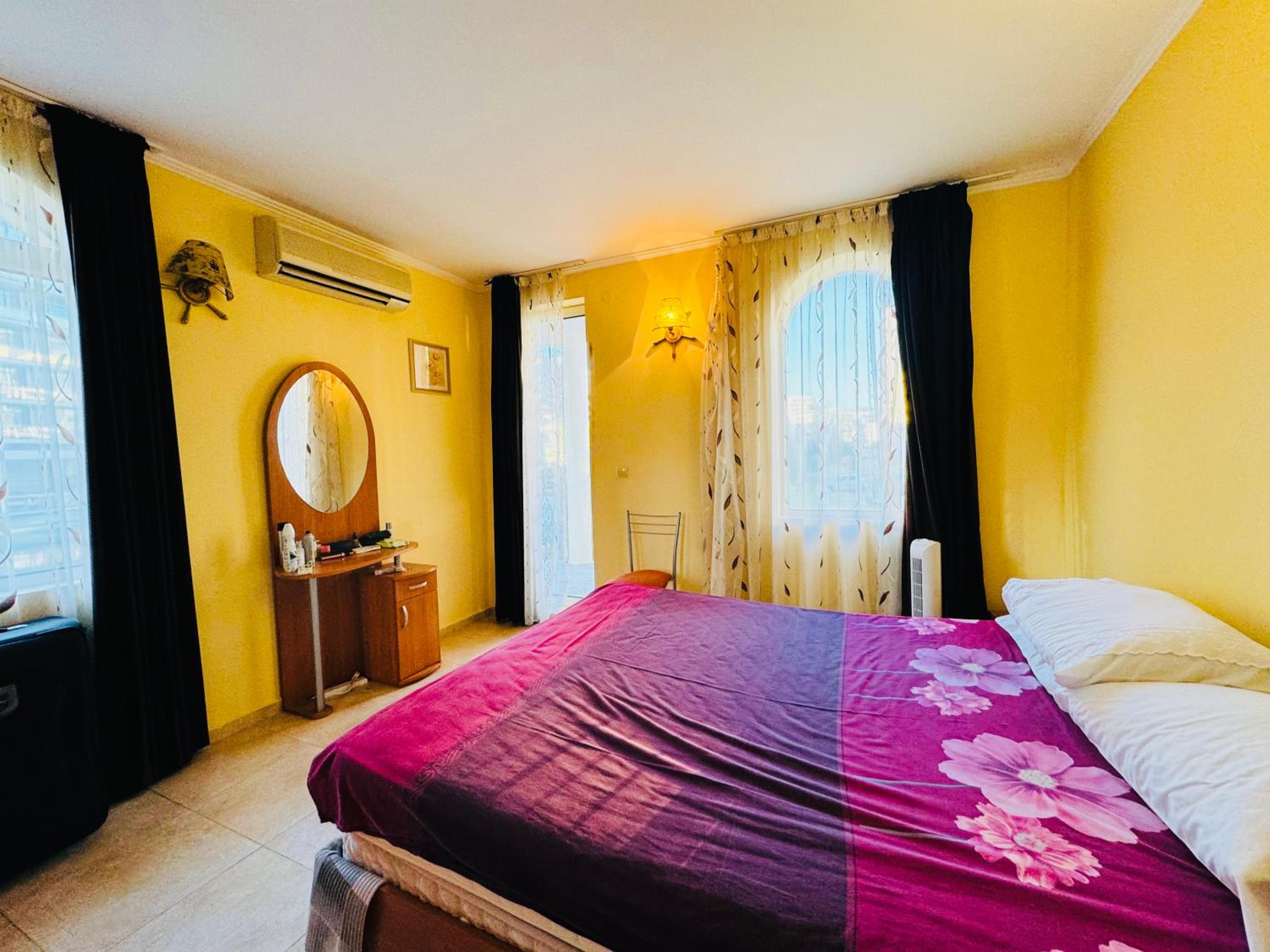 VICTORIA RESIDENCE Two Bedroom Sunny Beach