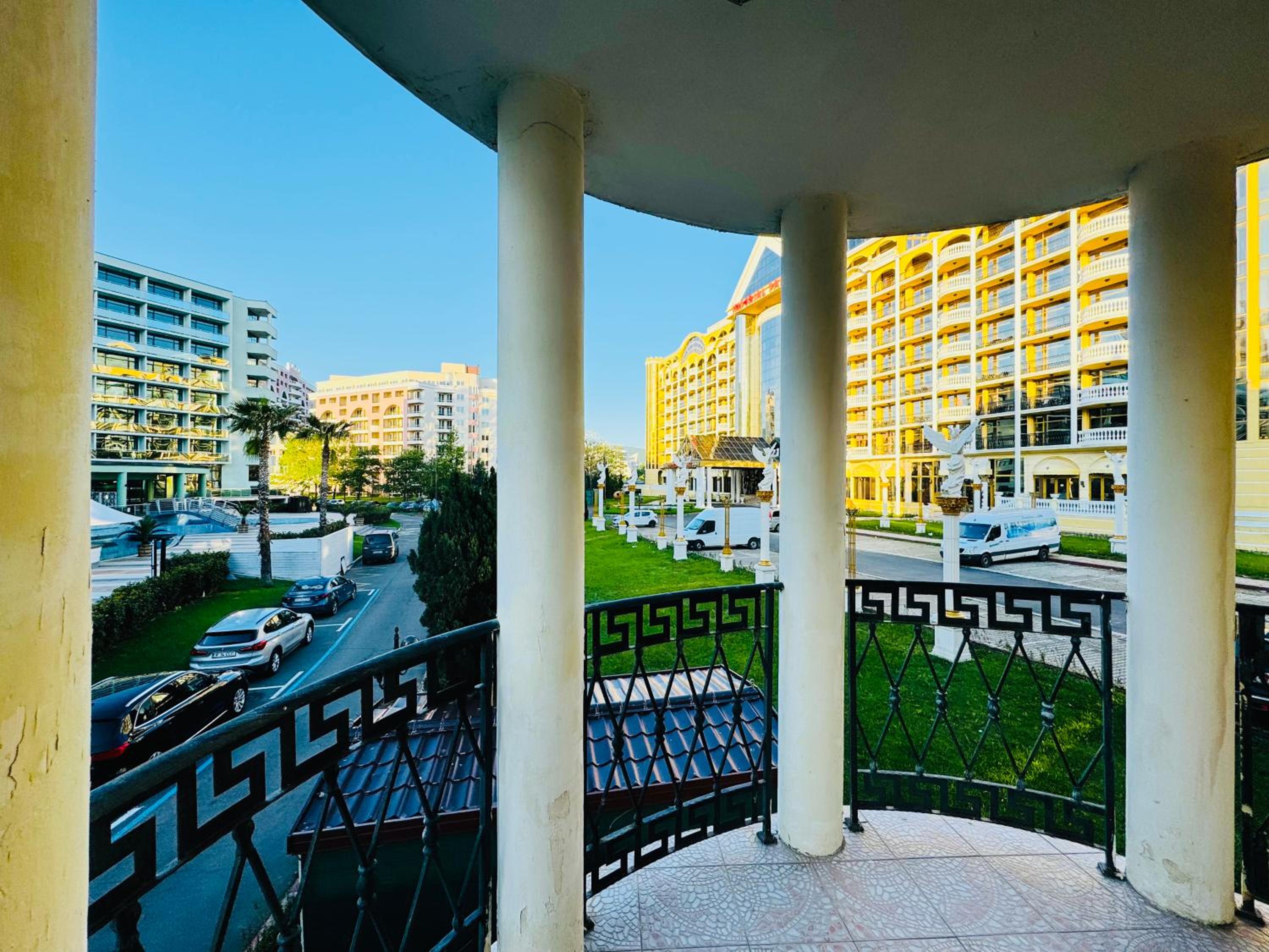 VICTORIA RESIDENCE Two Bedroom Sunny Beach
