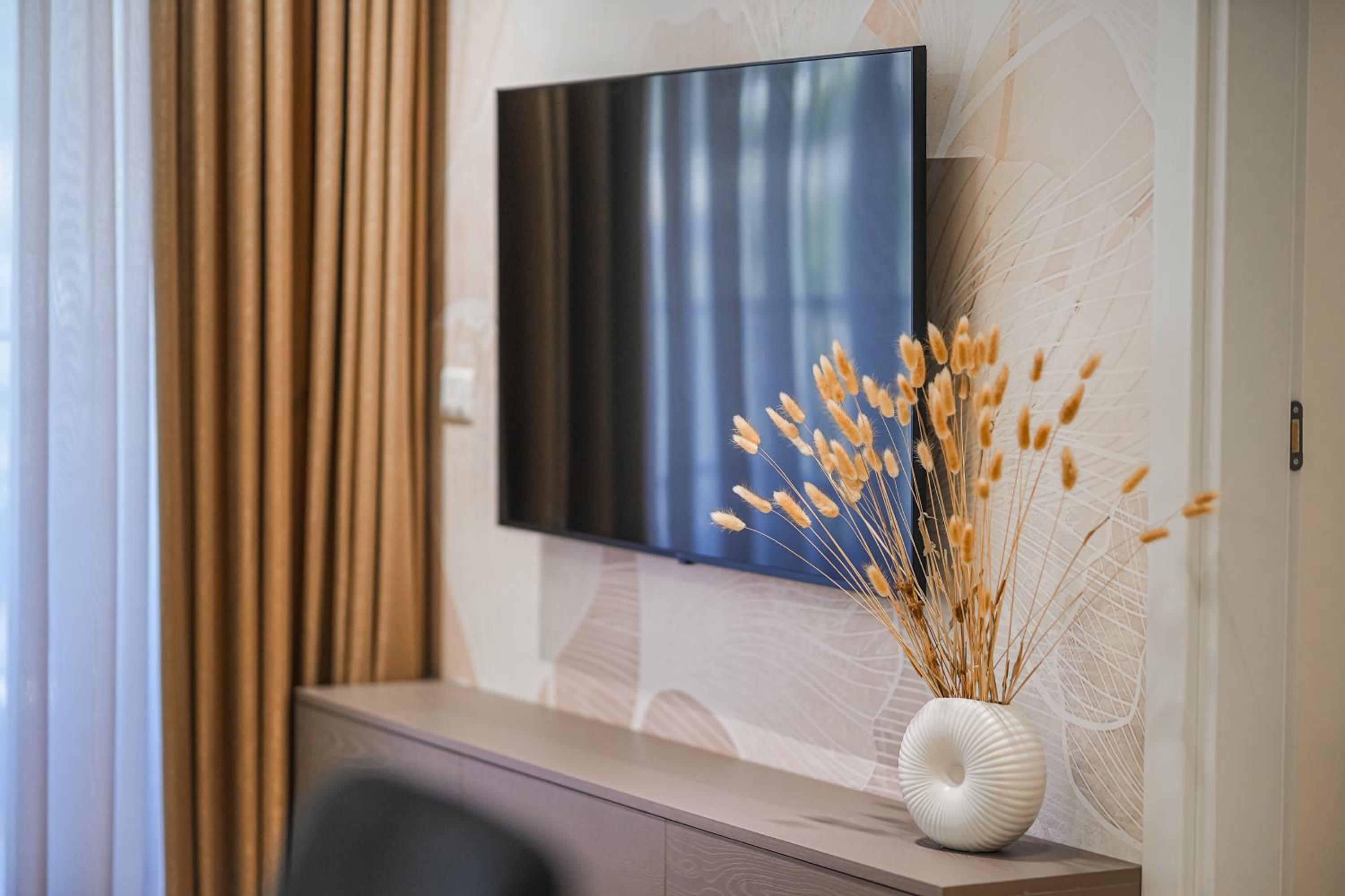 Aria's Apartment