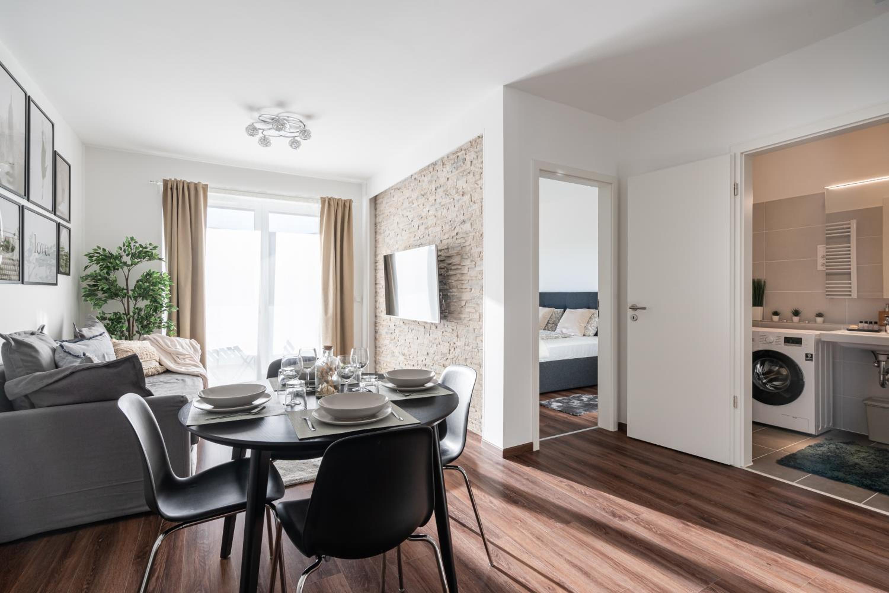 Aron Apartment