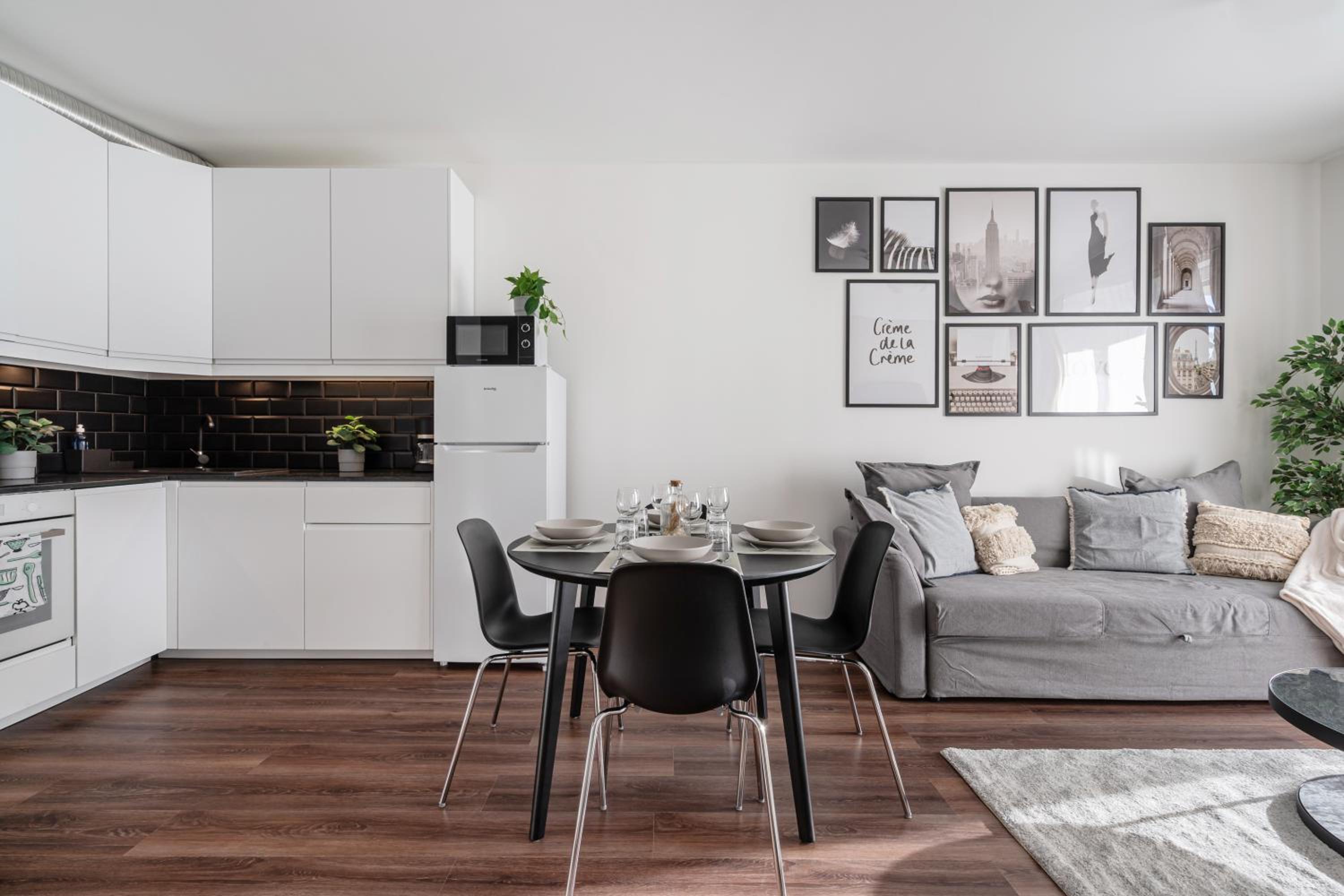 Aron Apartment
