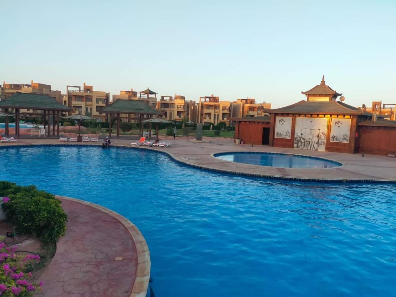 قرية بلو باي اسيا blue bay