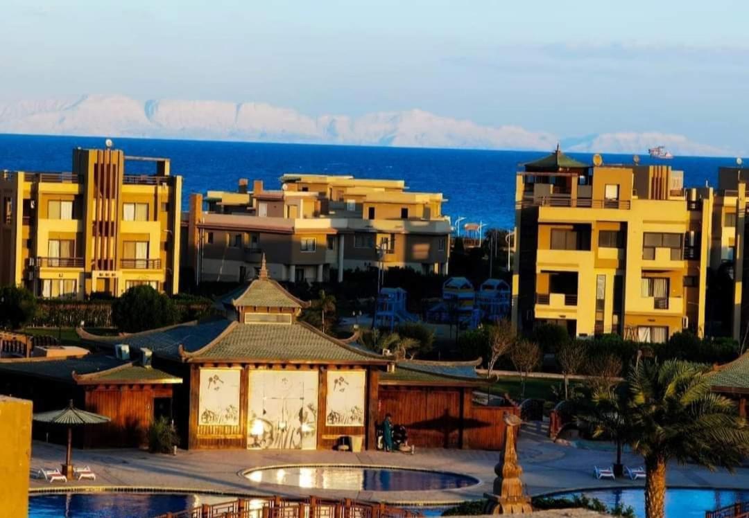 قرية بلو باي اسيا blue bay
