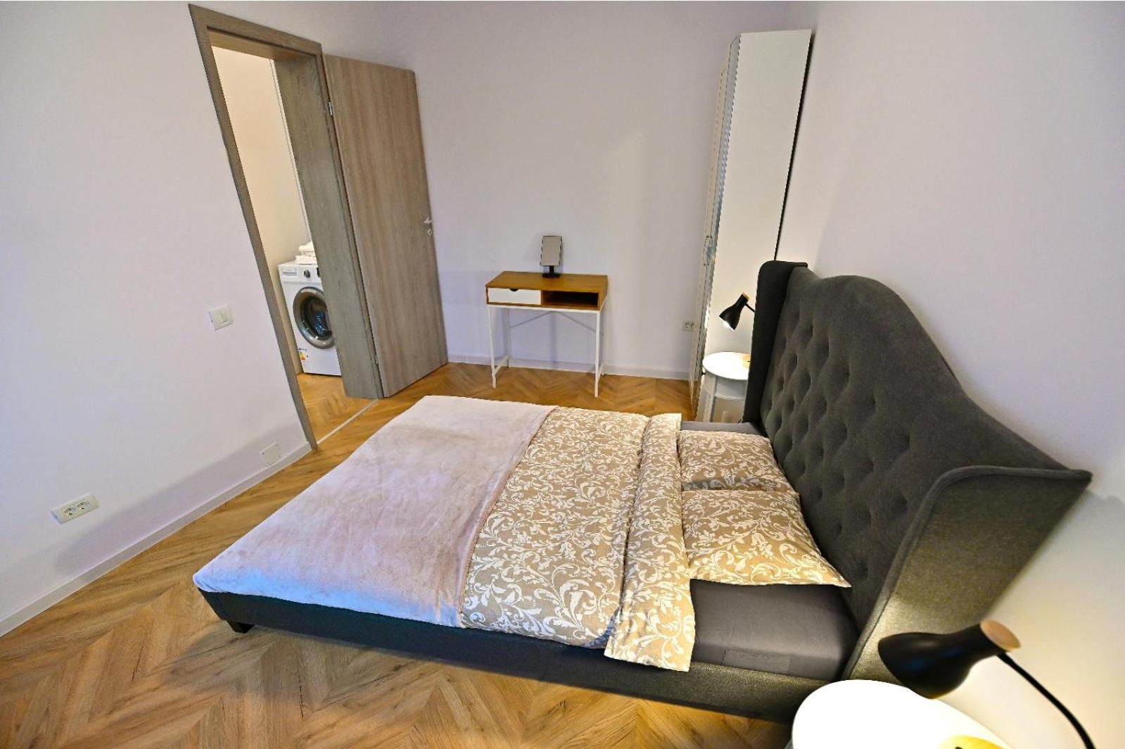 Adora Studio view 4
