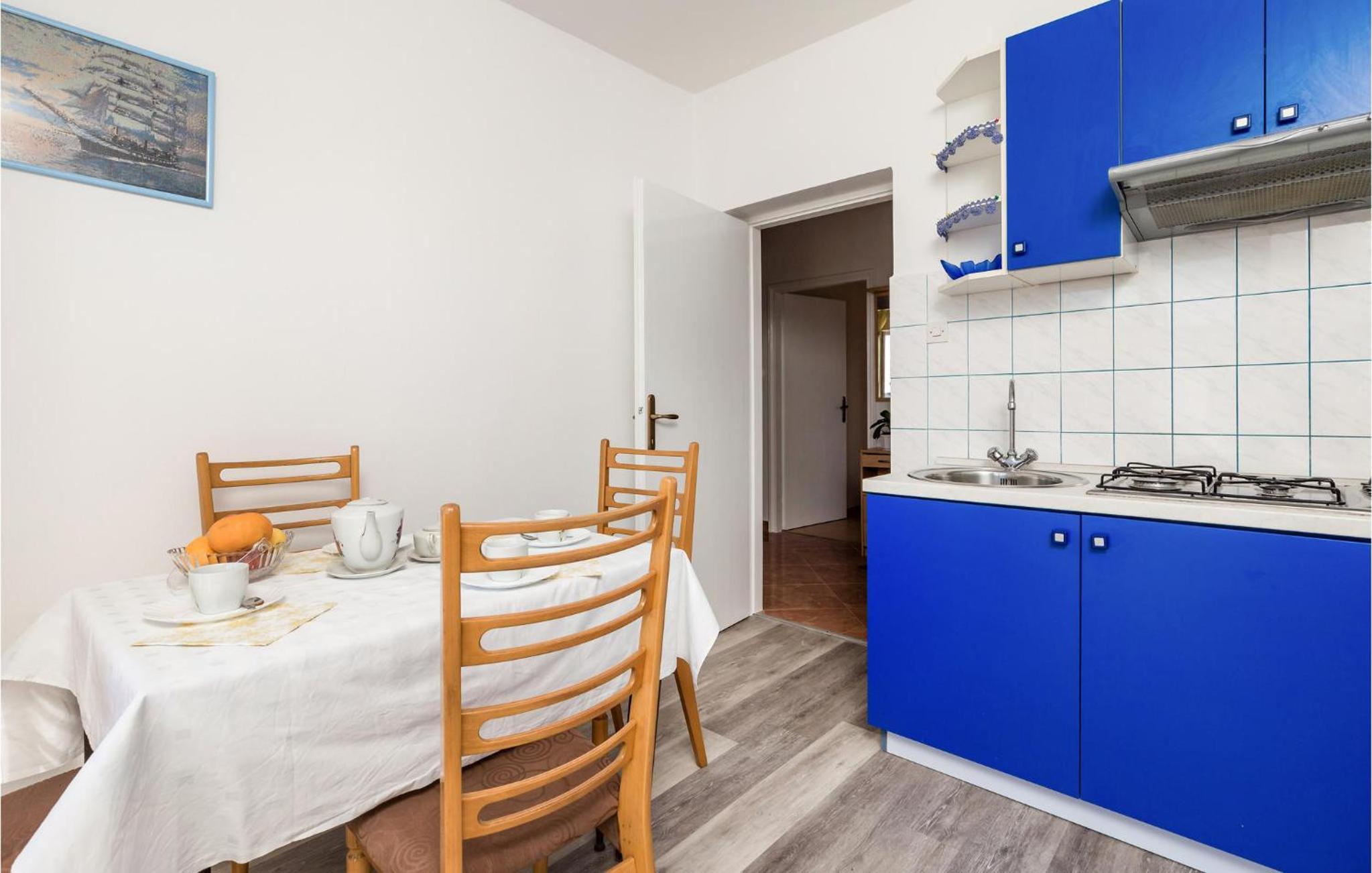 Awesome Apartment In Supetarska Draga photo 2