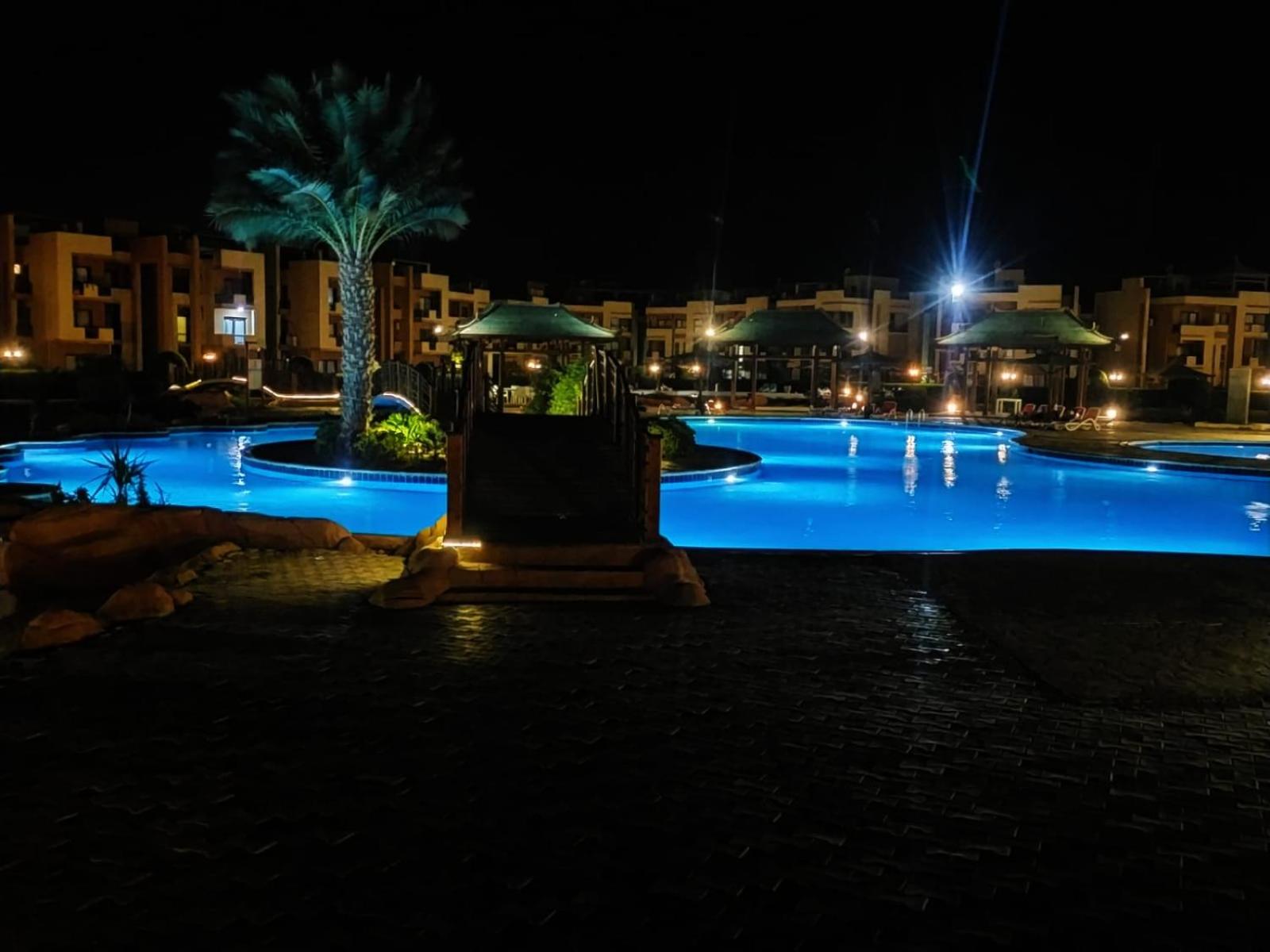 قرية بلو باي اسيا blue bay