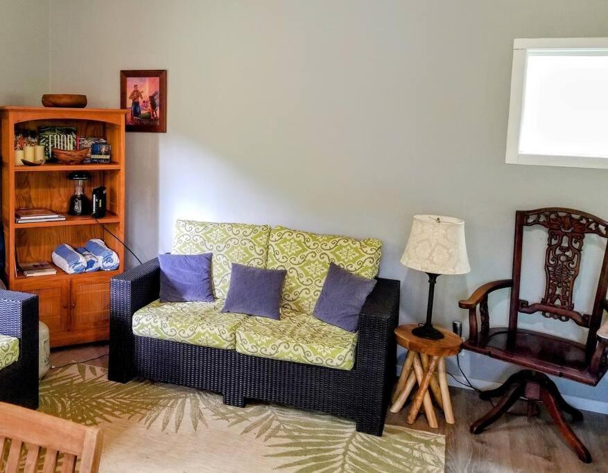 Waipio Gardens Cottage With Waipio Valley View view 4