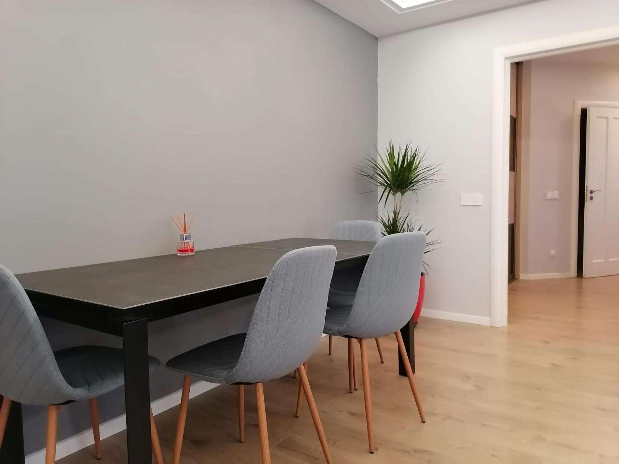 Baron's Old Town Apartment