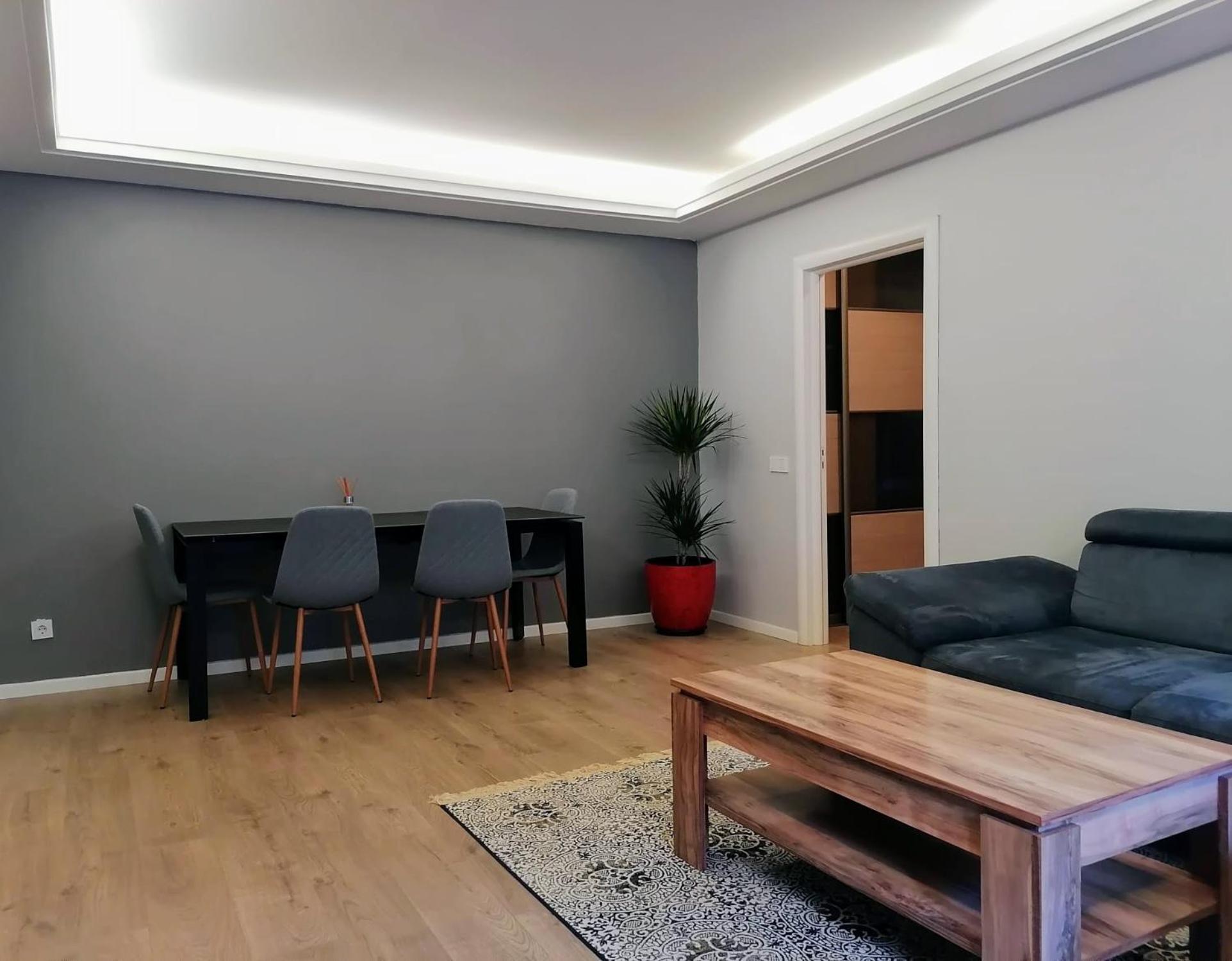 Baron's Old Town Apartment