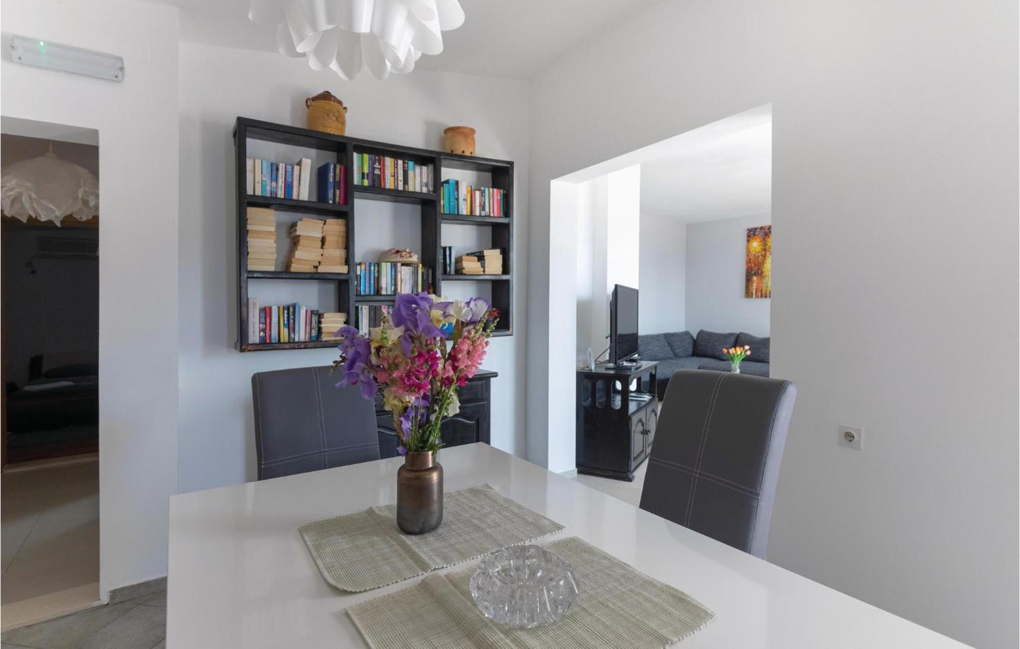 Four-Bedroom Apartment In Klek view 5