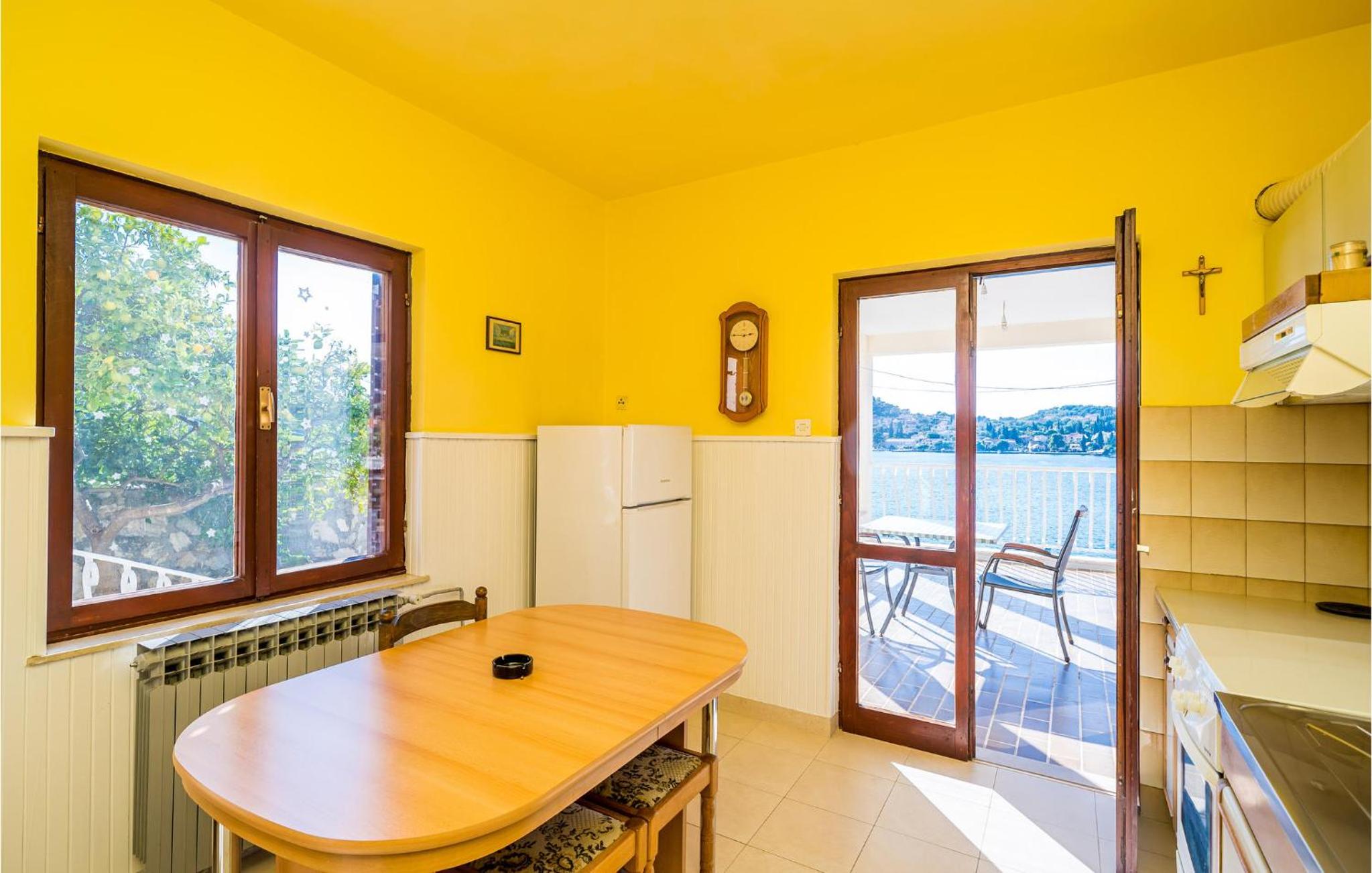 Cozy Apartment In Zaton Mali With Wifi