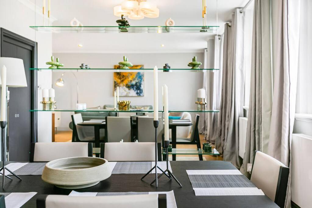 Penthouse Overlooking Hyde Park