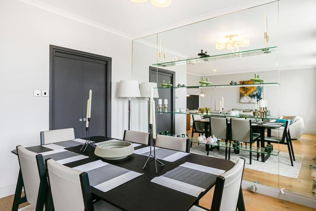 Penthouse Overlooking Hyde Park