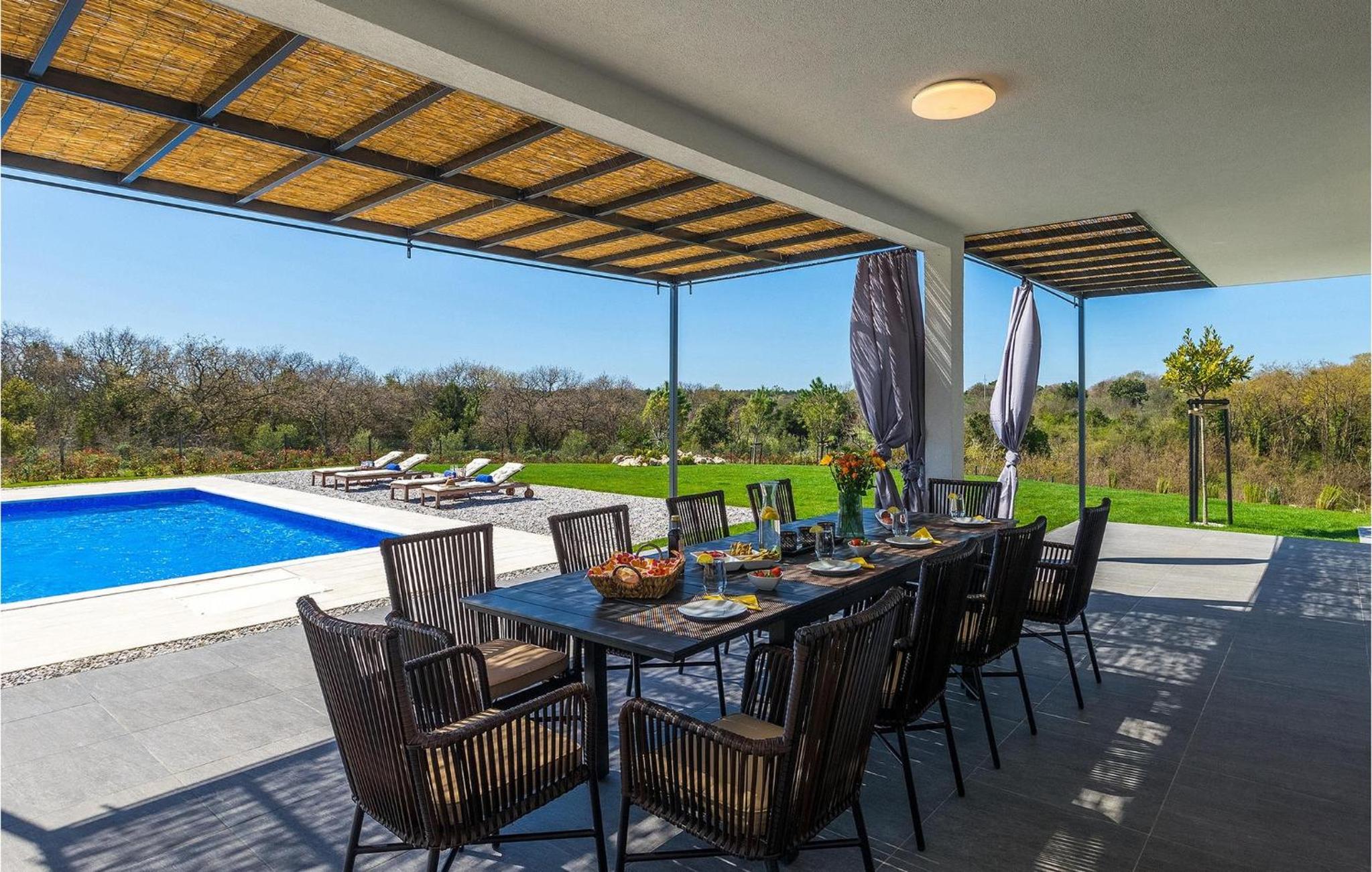 Villa Dolce Bacio view 5