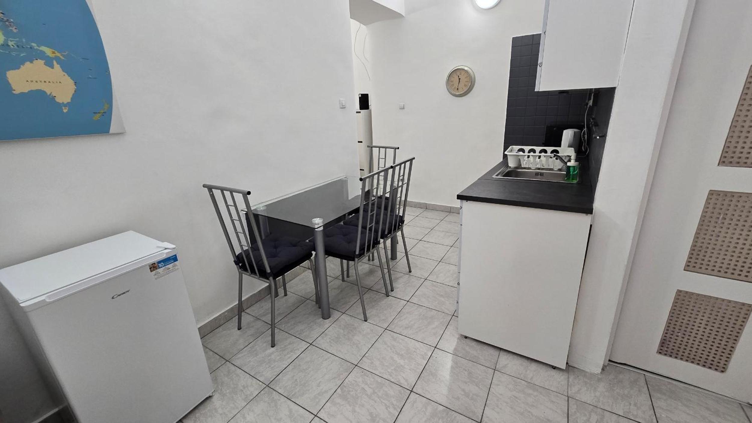 Astoria Guesthouse