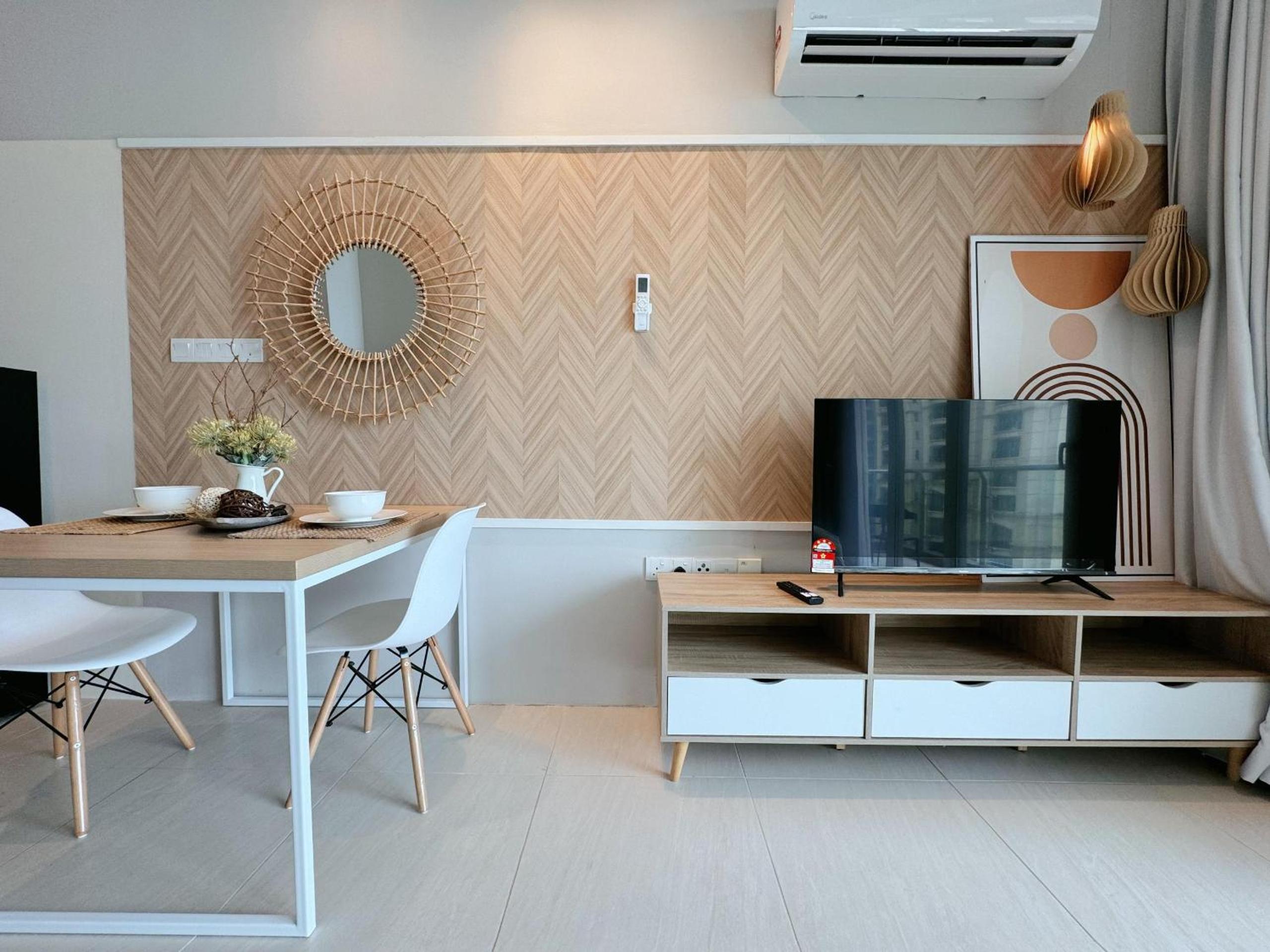 Kuching Cozy Comfort 04 - Riverine Diamond Kuching Studio with Balcony photo 6