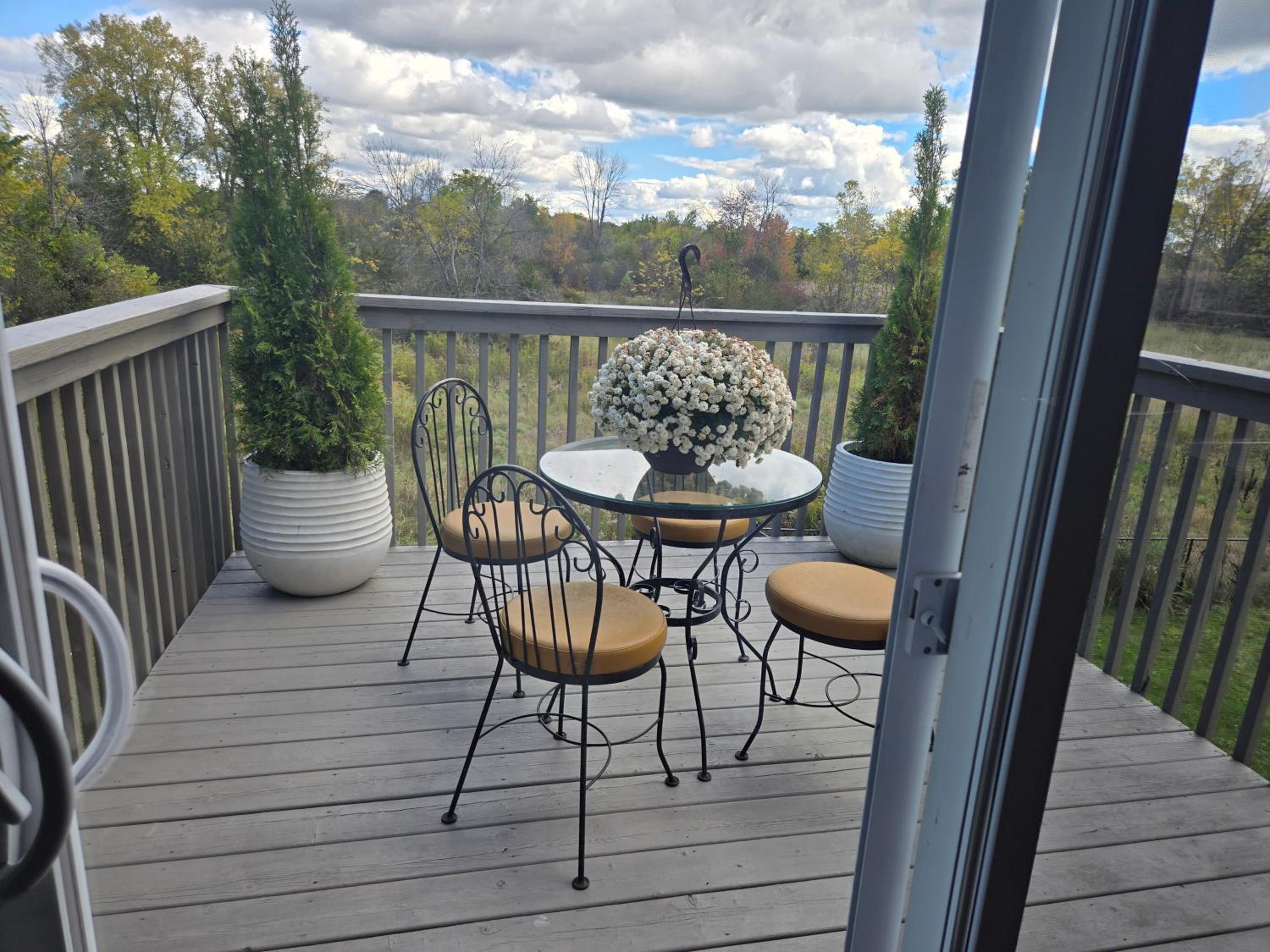 Belleville Vacations - Beautiful House 2 bedroom - Property Image 17