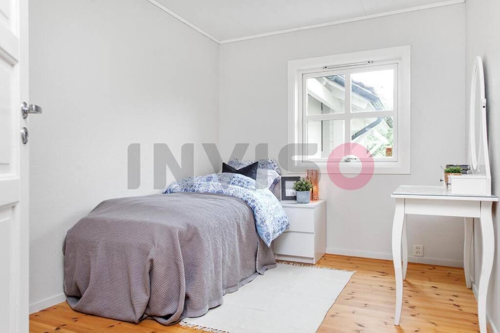 Spacious house near ski championships - sleeps 14 view 2