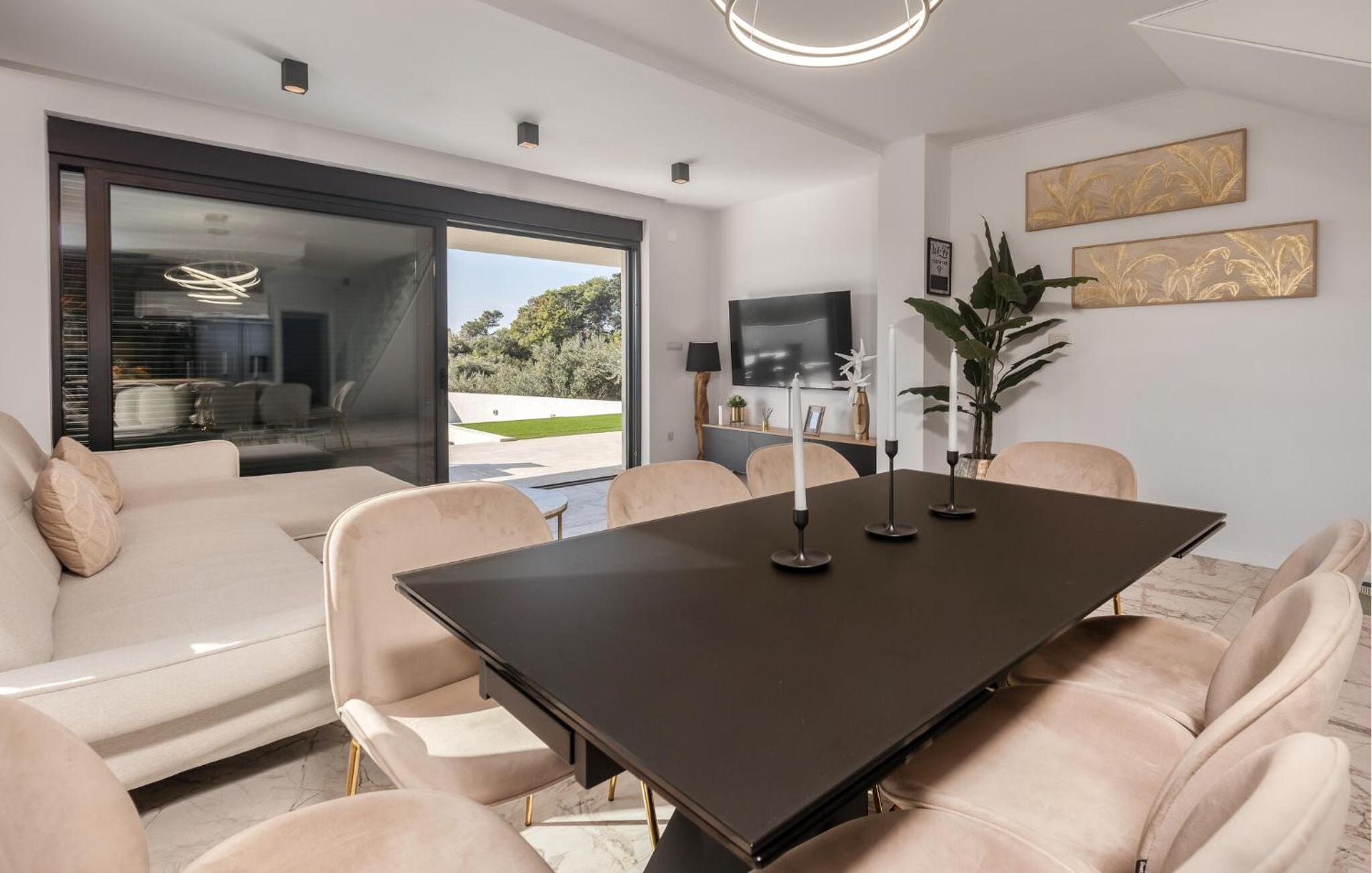 Awesome Home In Banjol view 5