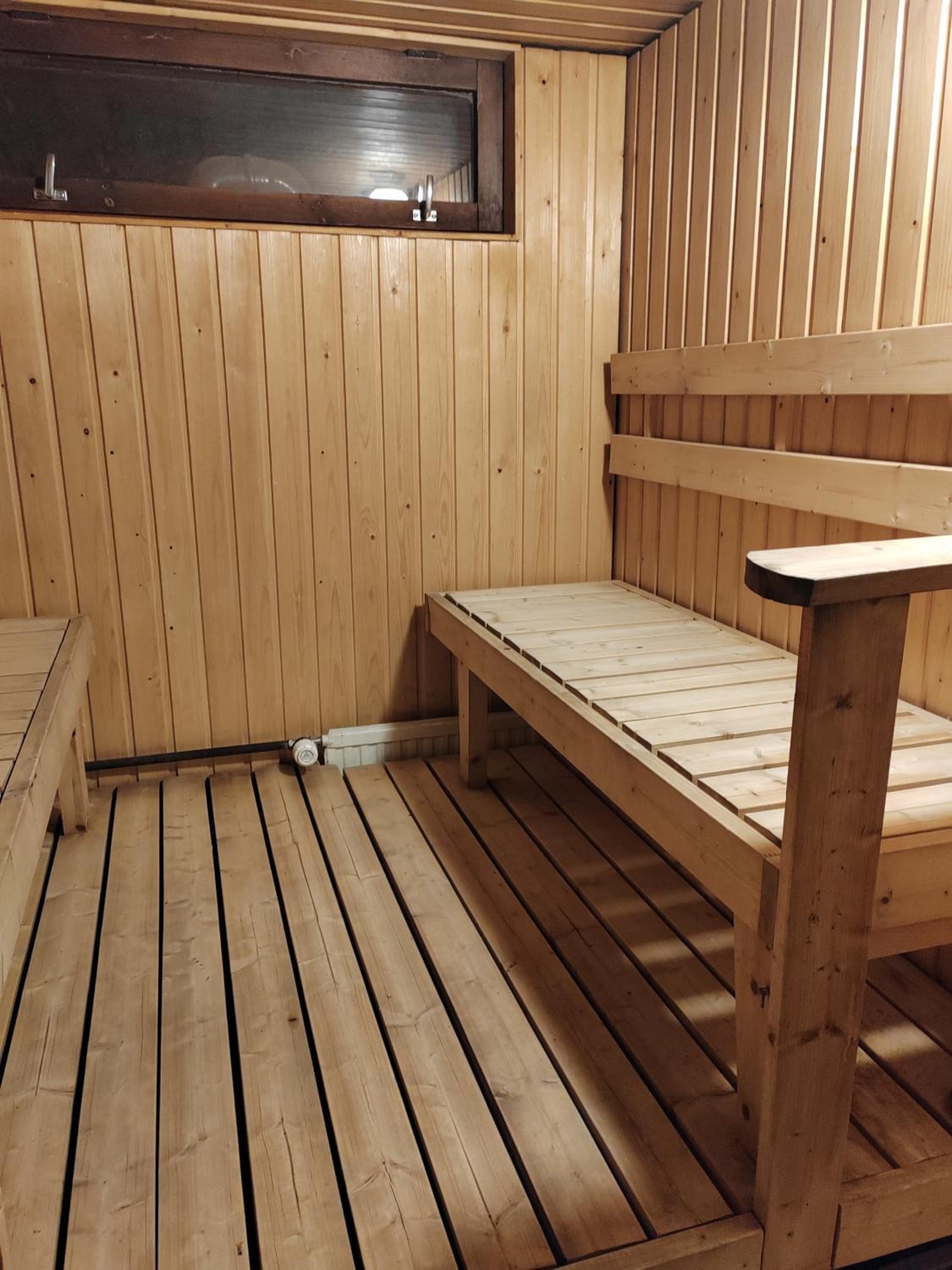 Aurora Cabin