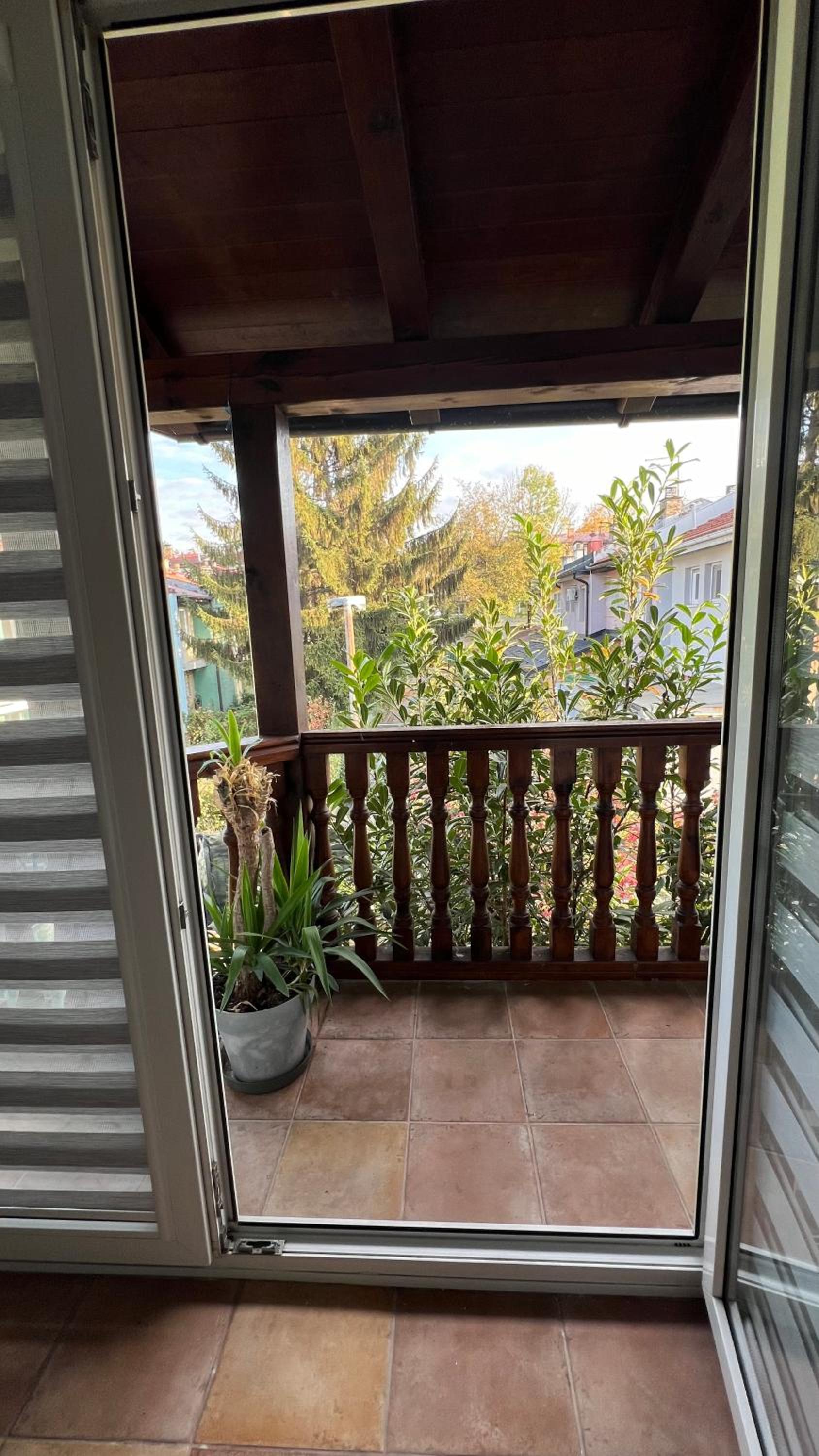 Pejton apartment house