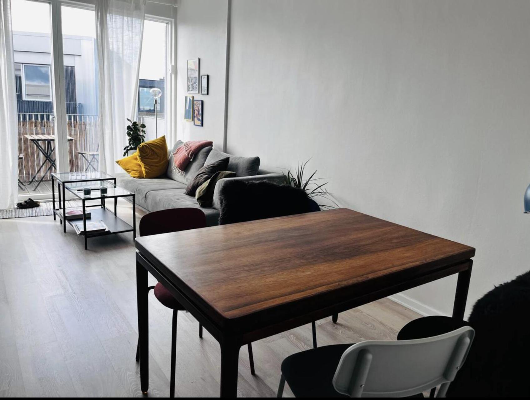 Bright & Central Vesterbro Flat view 3