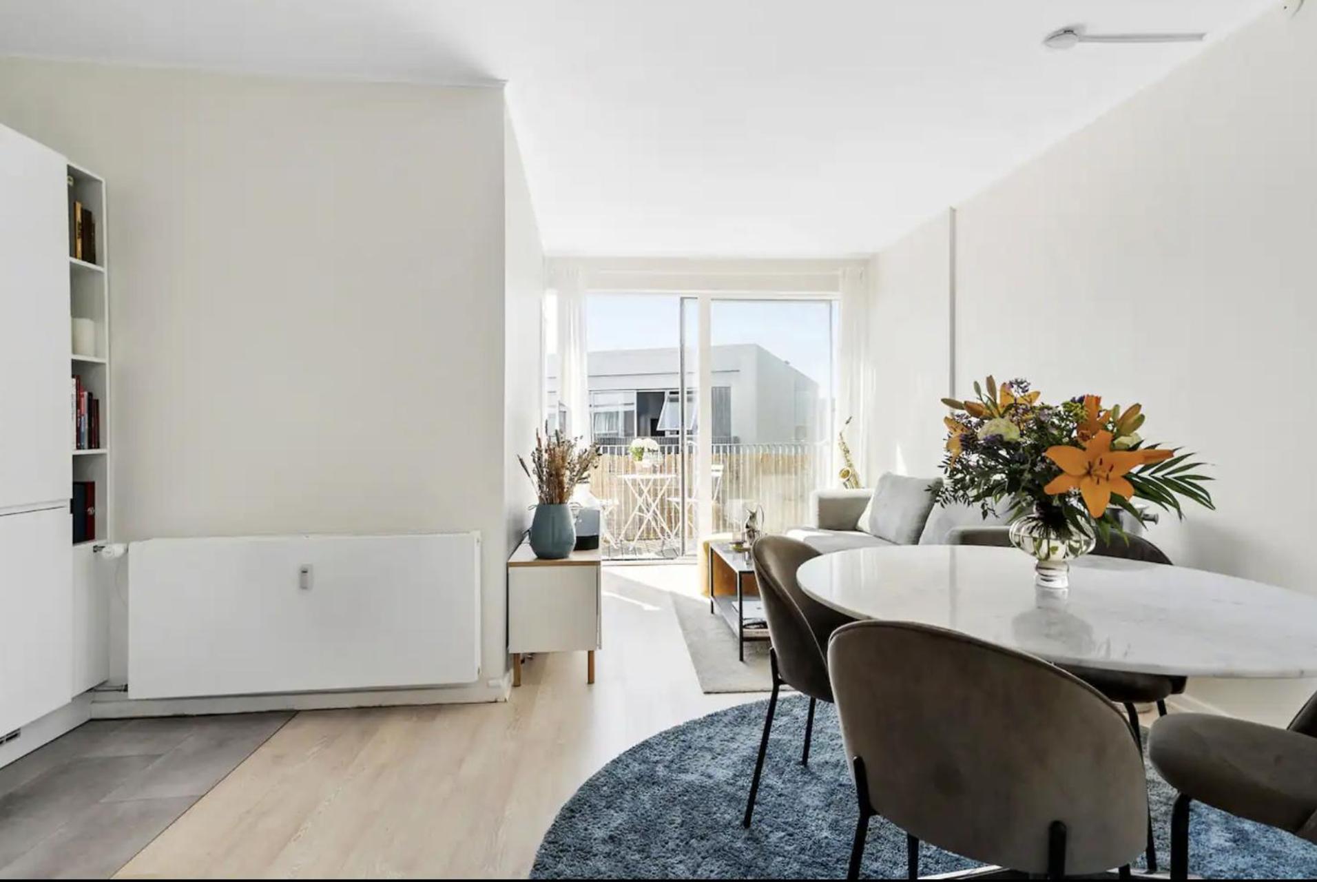 Bright & Central Vesterbro Flat view 4