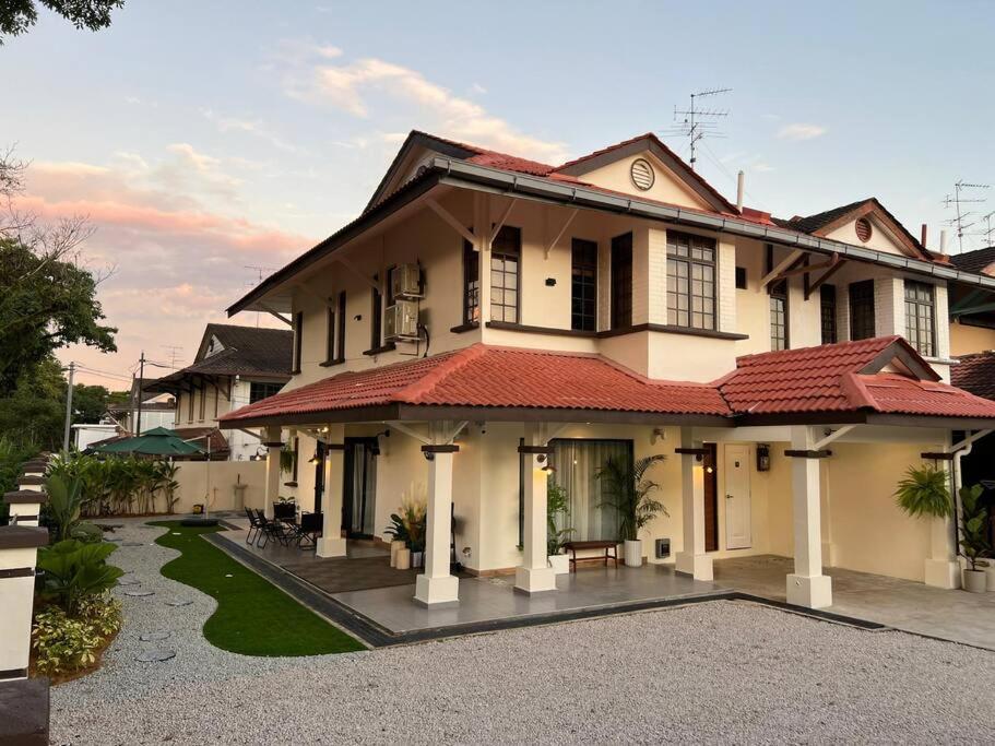 The Grove Cottage - Johor Bahru