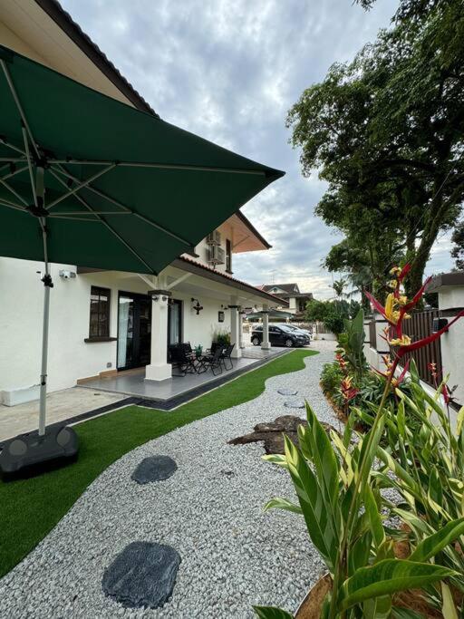 The Grove Cottage - Johor Bahru
