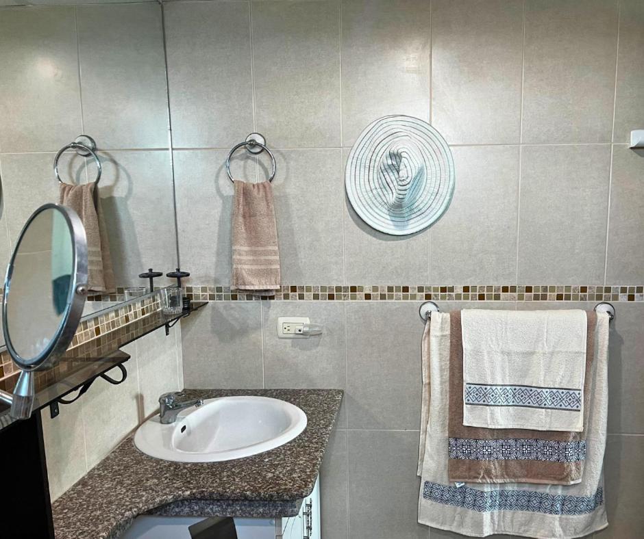 Torre Marina relajante depar esquinero en 7 piso frente al mar view 3