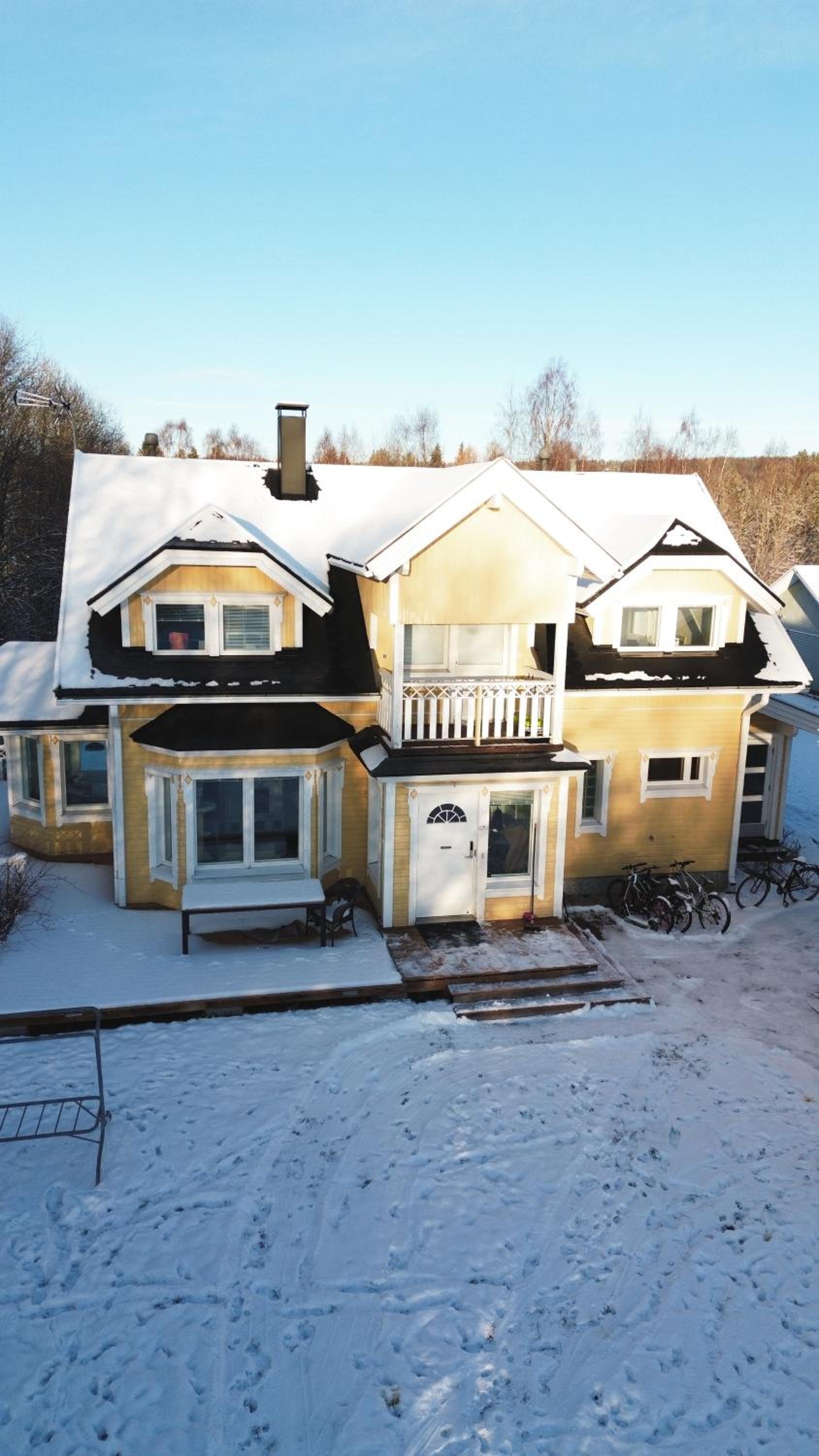 Winter Wonderland Home