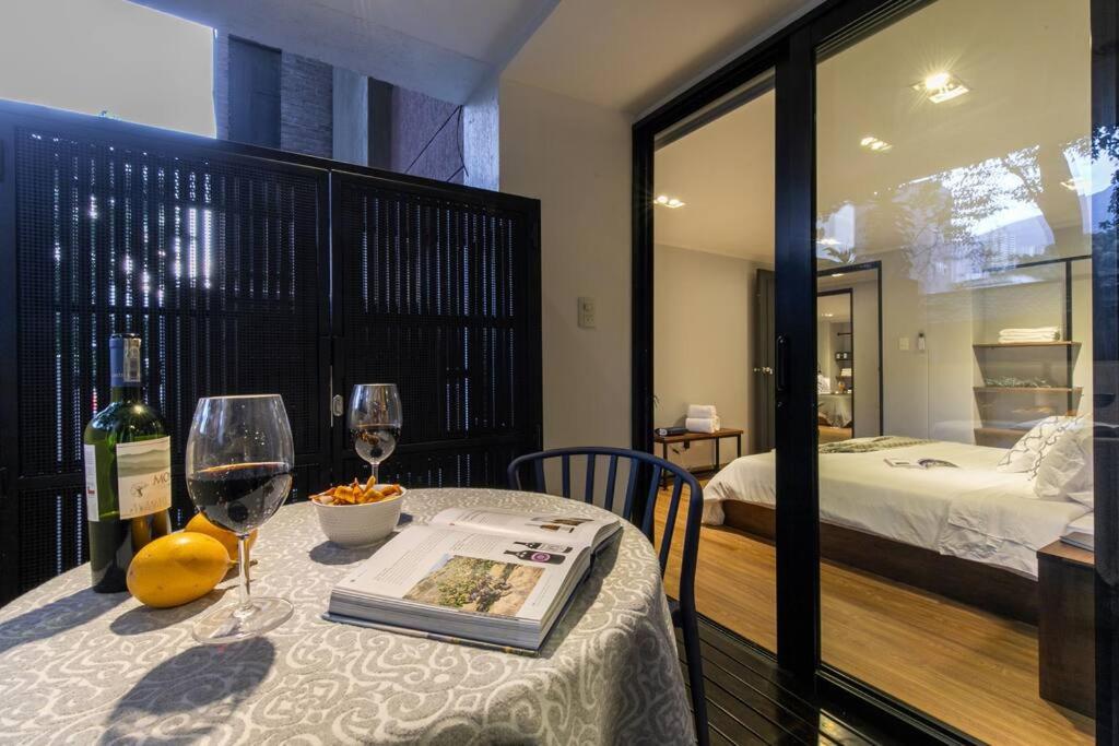 Surprising, Lleras Park, Billar Pool And Jacuzzi