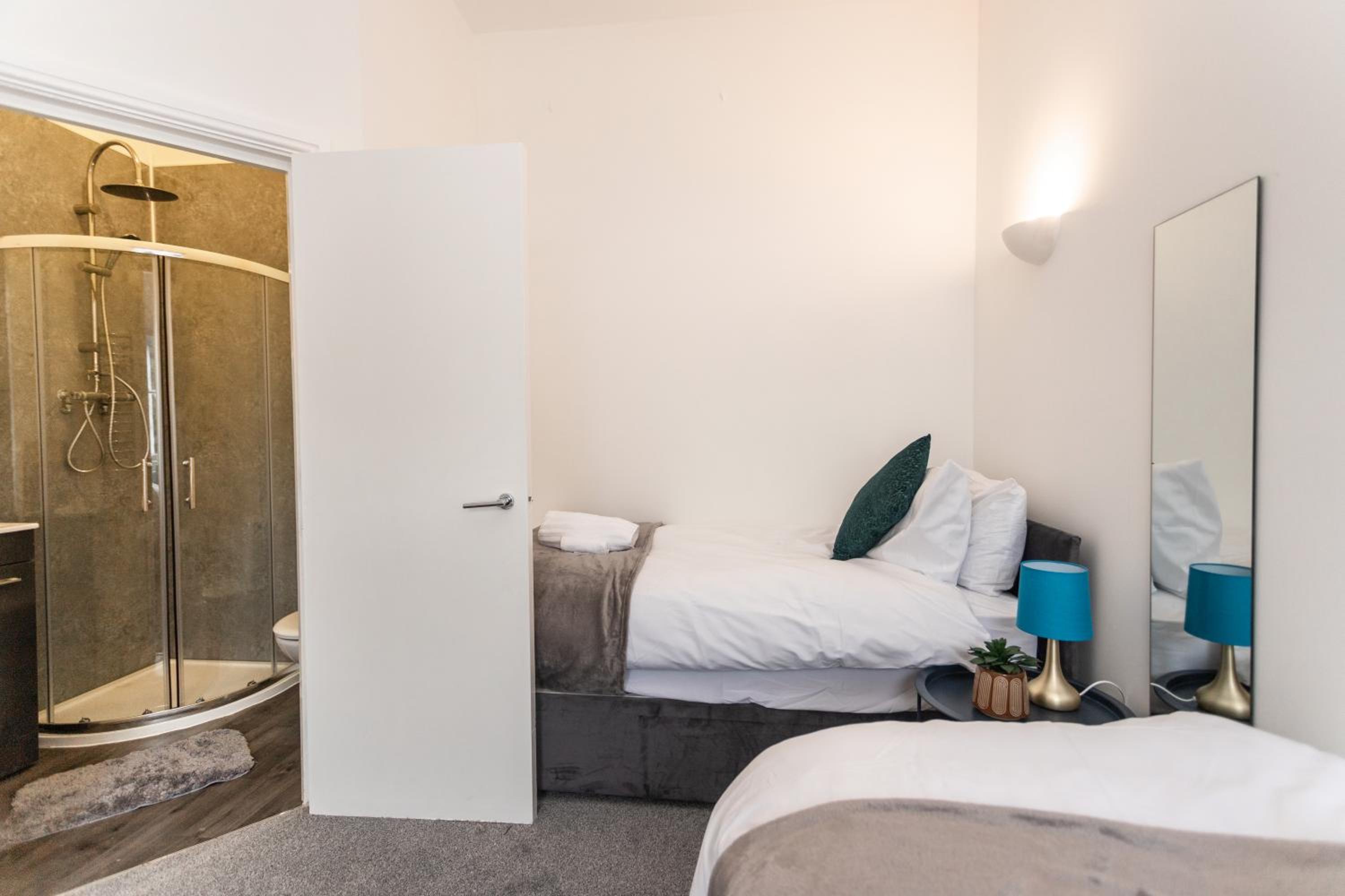 Wordsworth Avenue Apartments