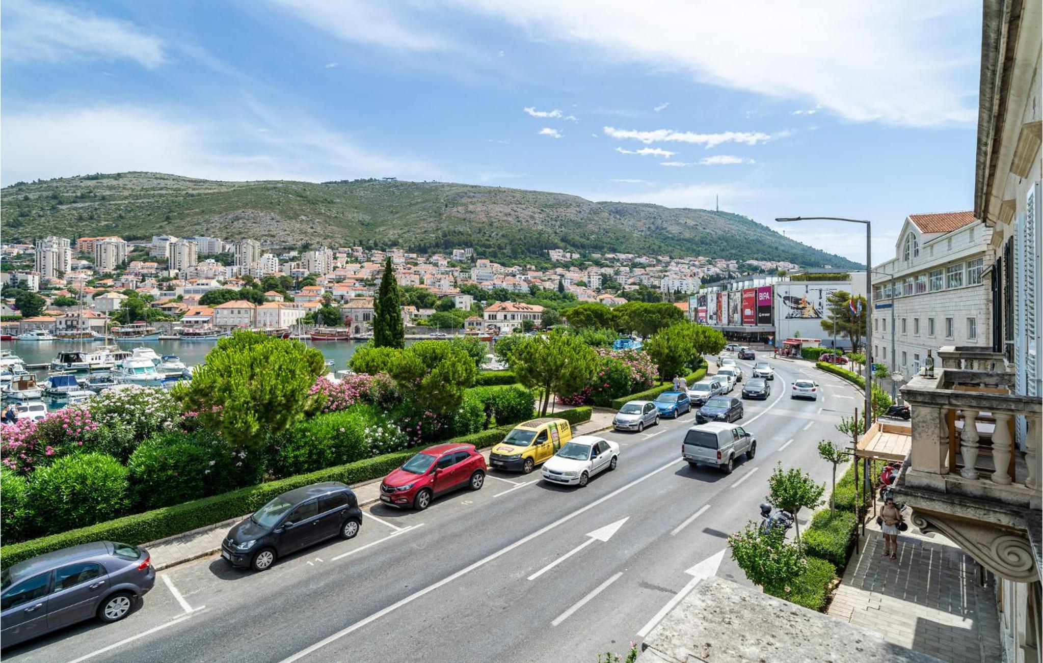 2 Bedroom Nice Apartment In Dubrovnik