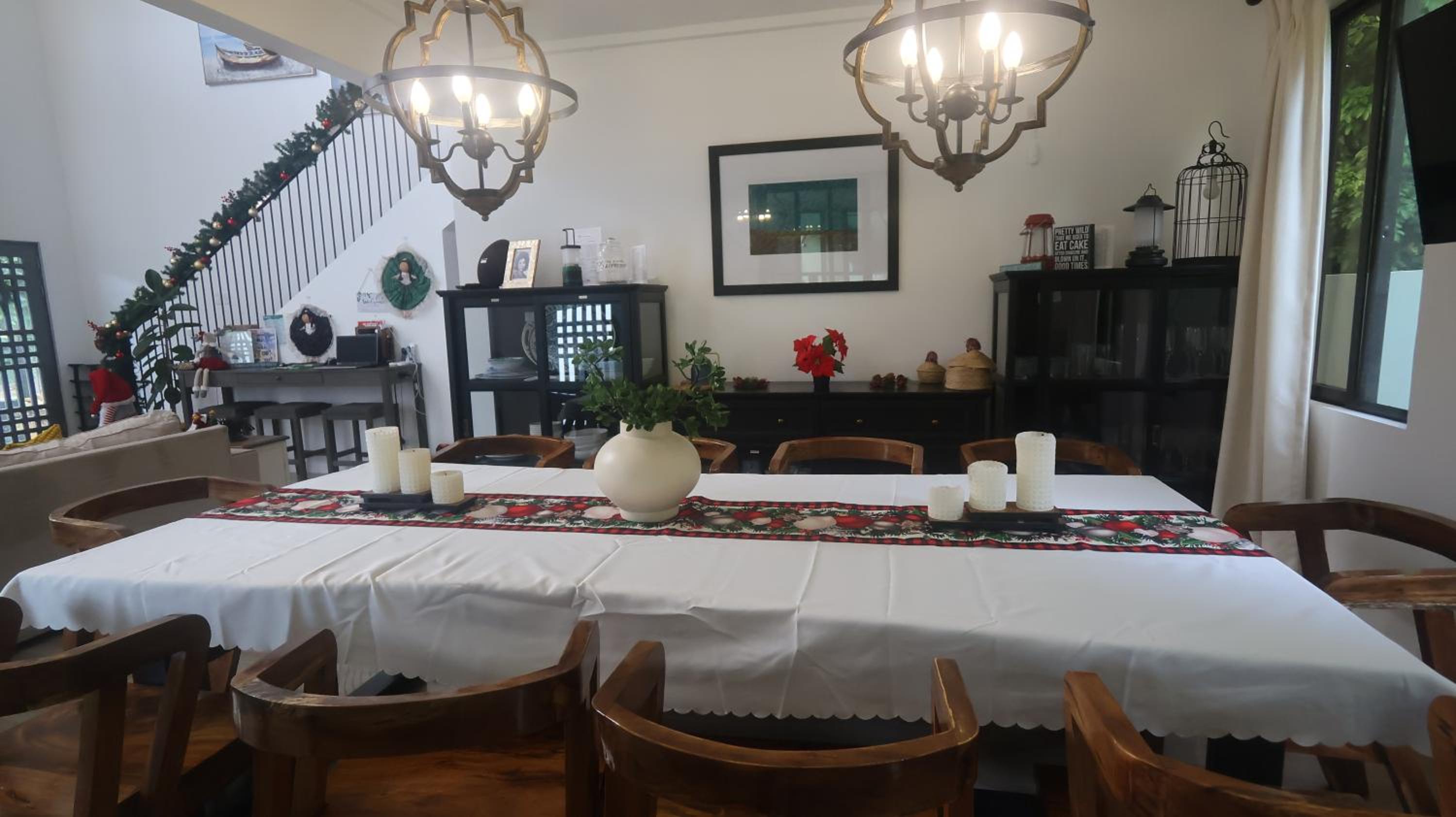 Adora's Place - Sleeps 16