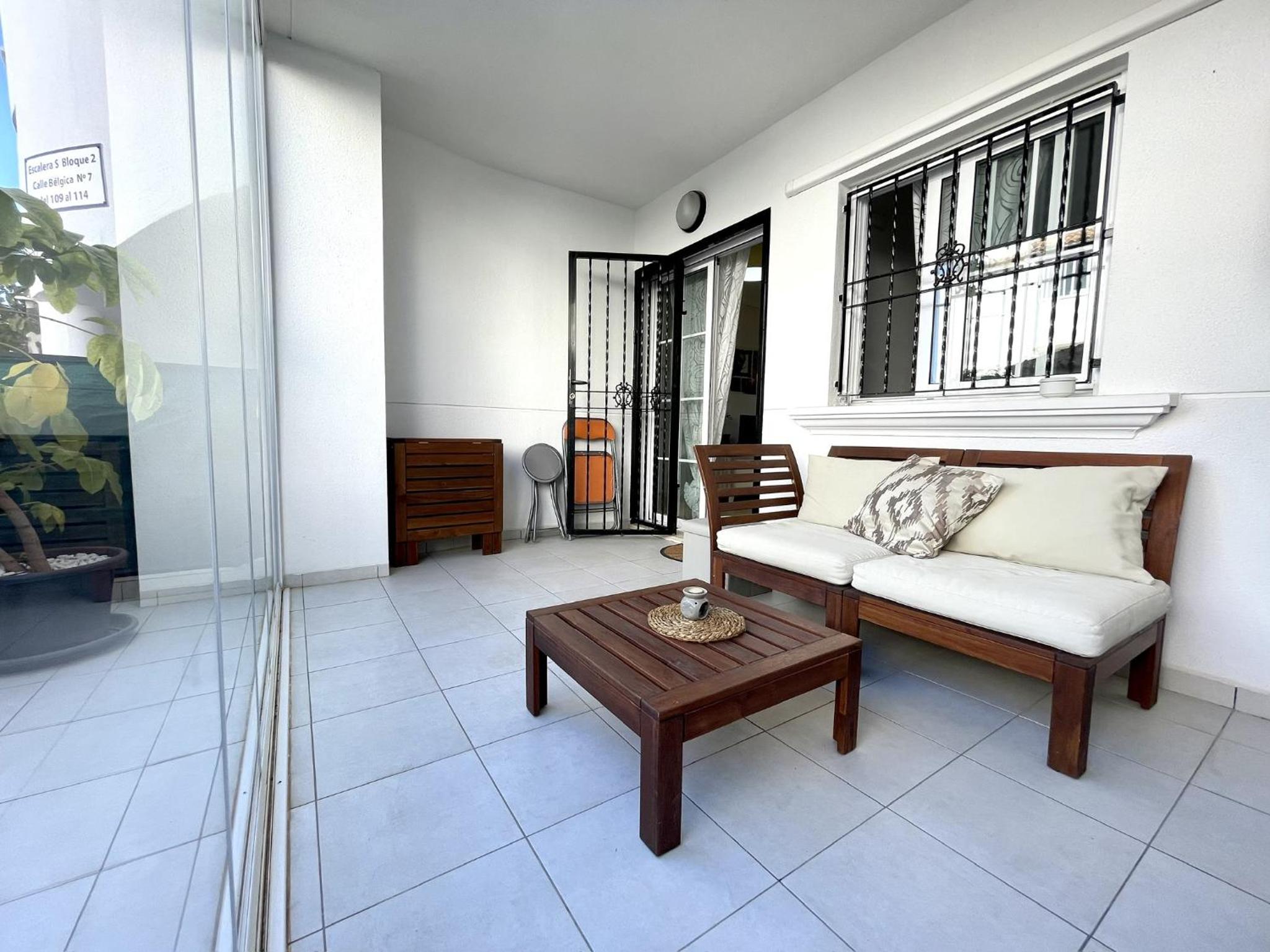 Hotel Playa del Pinet 2 - Image 1