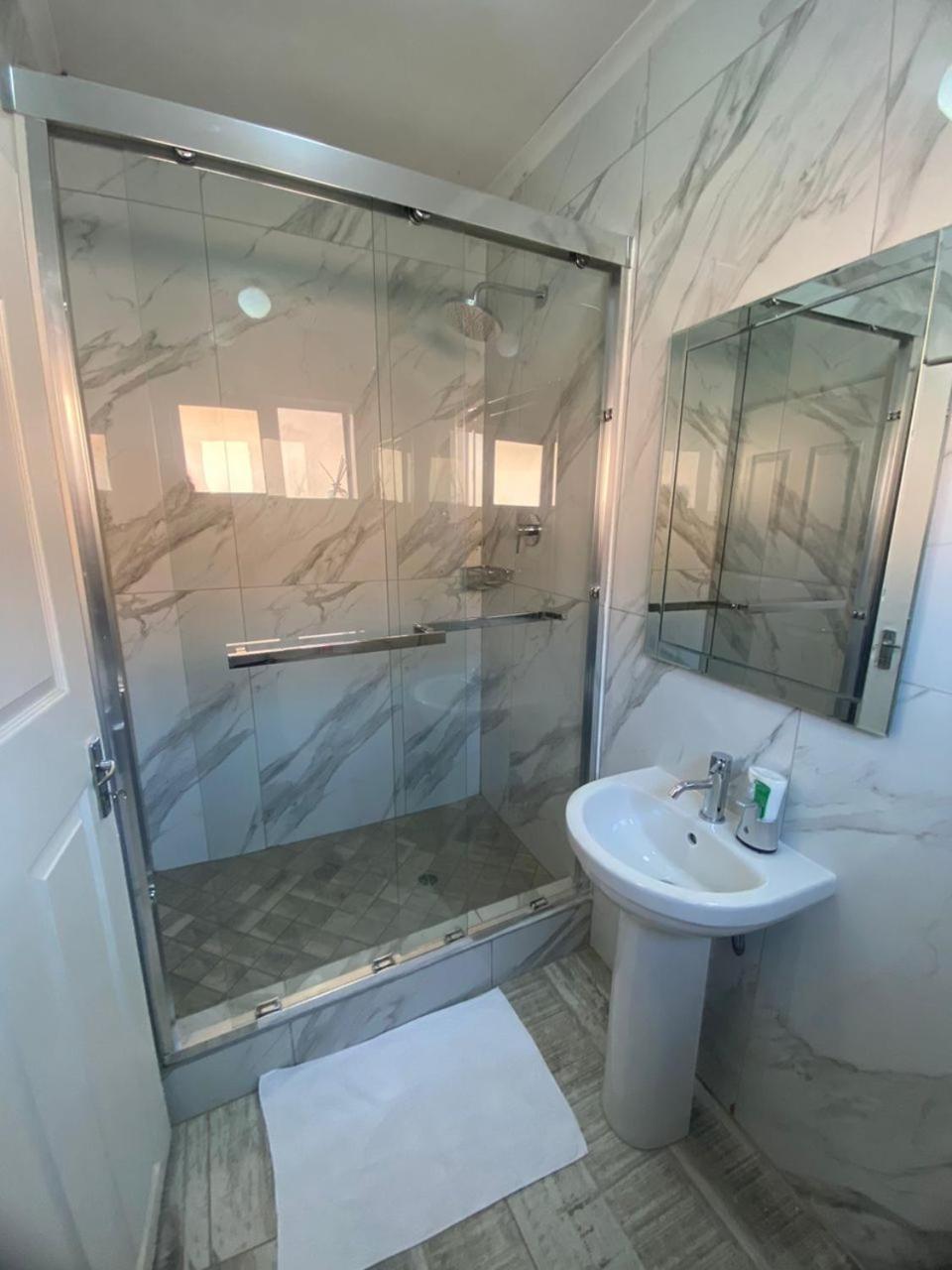 Elmorta Inn Guest House