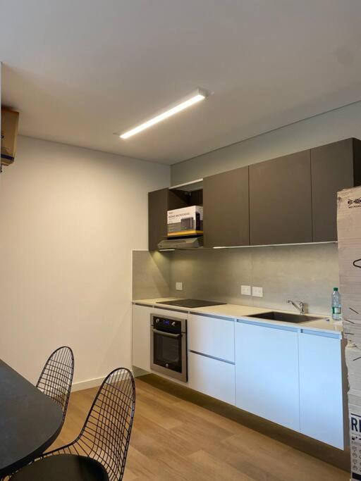 Moderno apartamento Parque Virrey