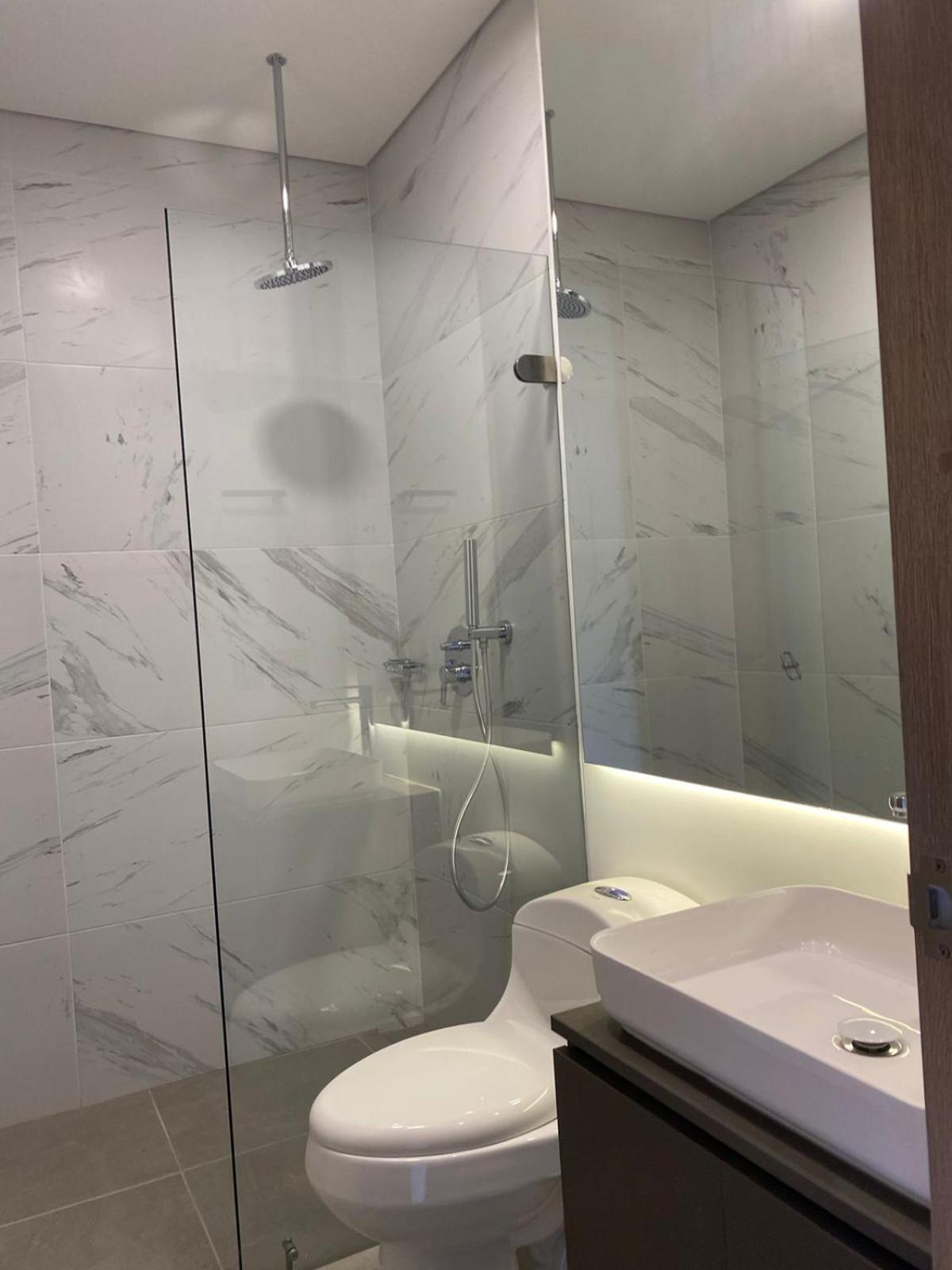 Moderno apartamento Parque Virrey