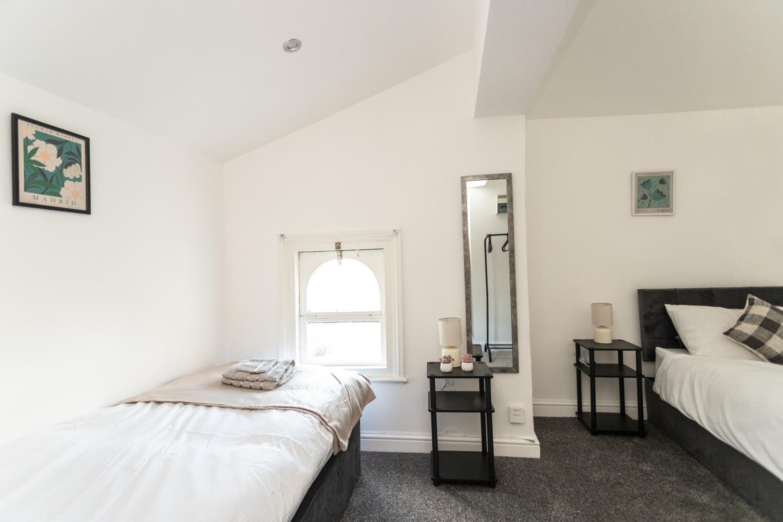 Wordsworth Avenue Apartments