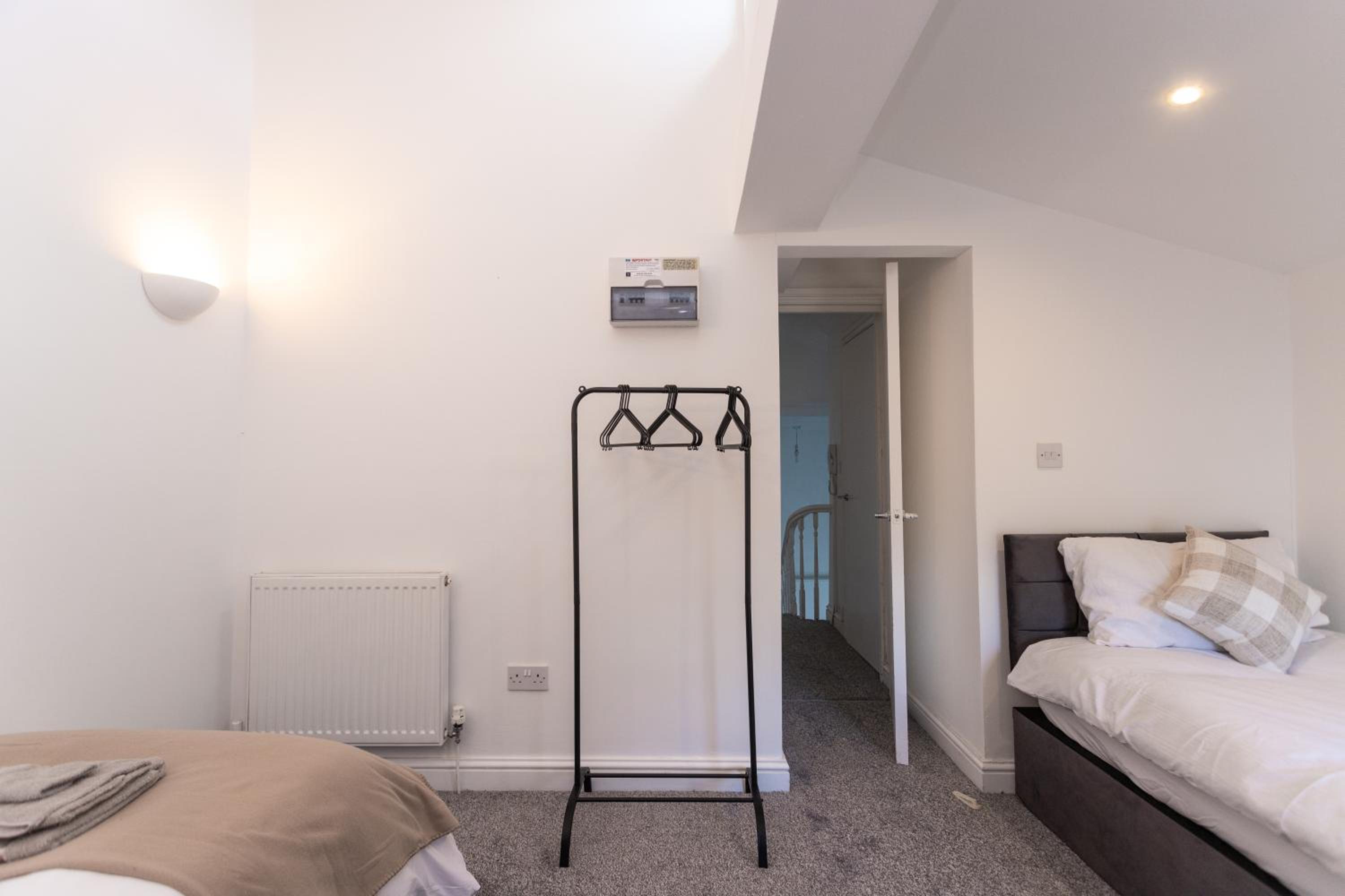 Wordsworth Avenue Apartments