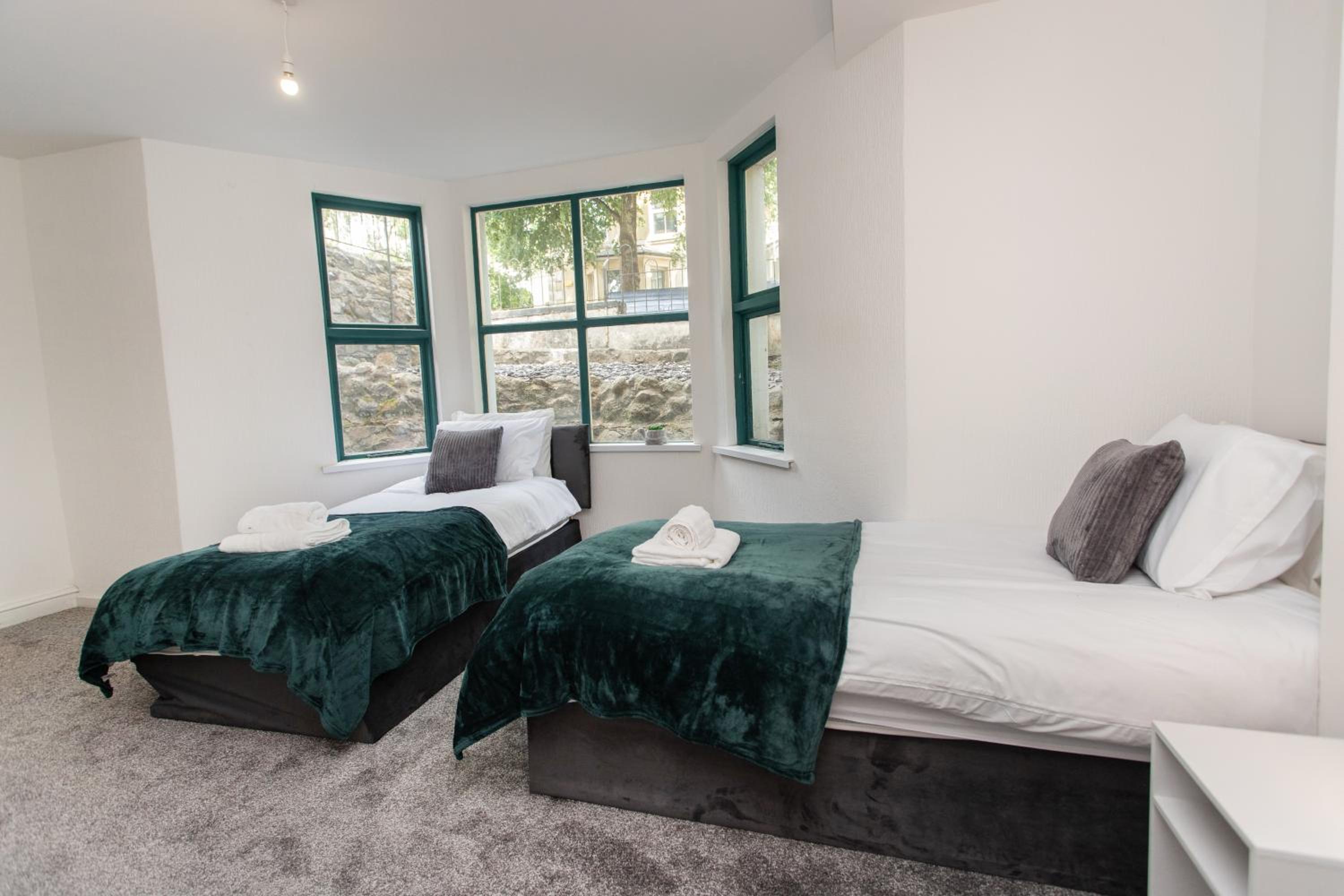 Wordsworth Avenue Apartments