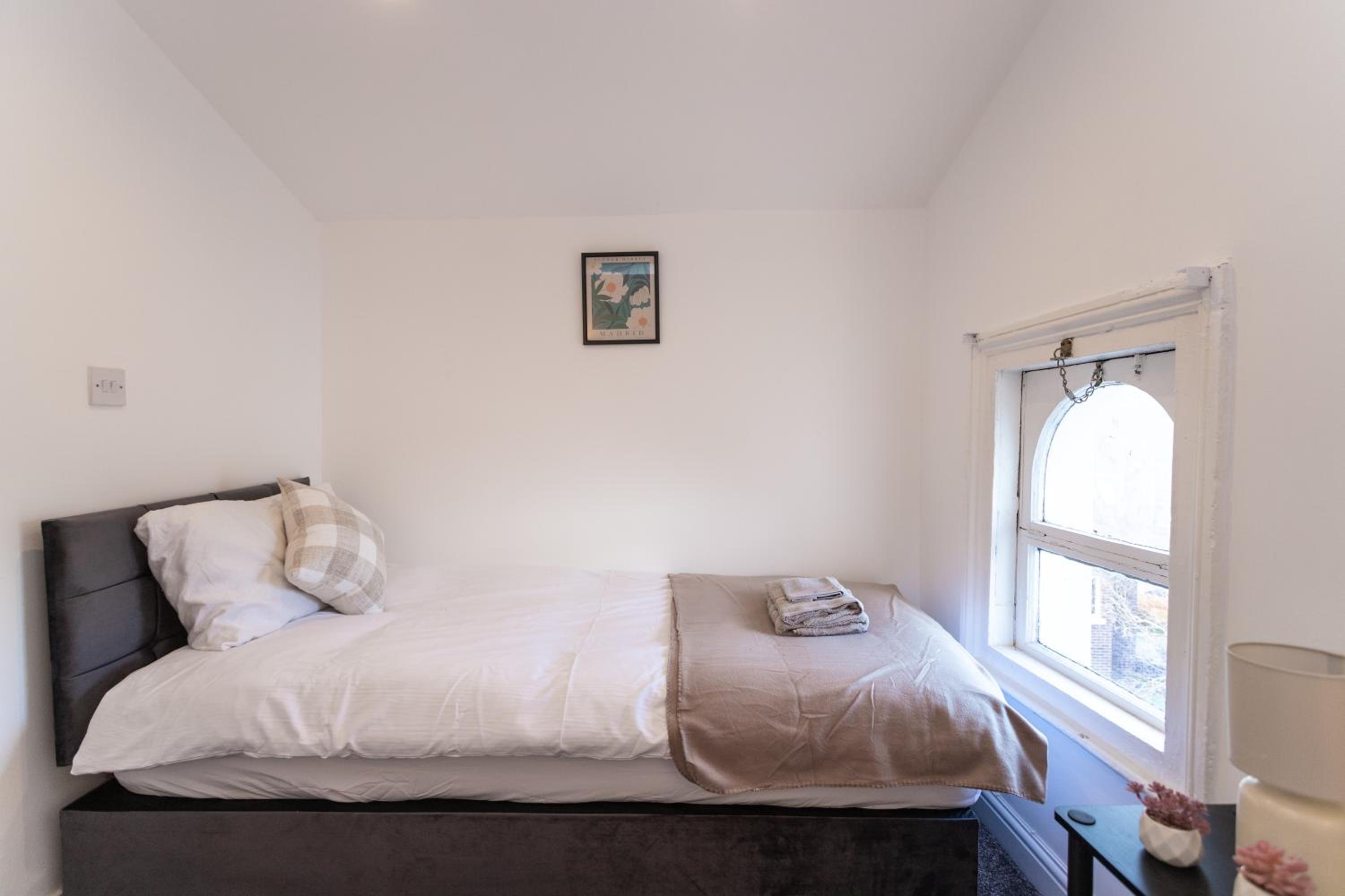 Wordsworth Avenue Apartments