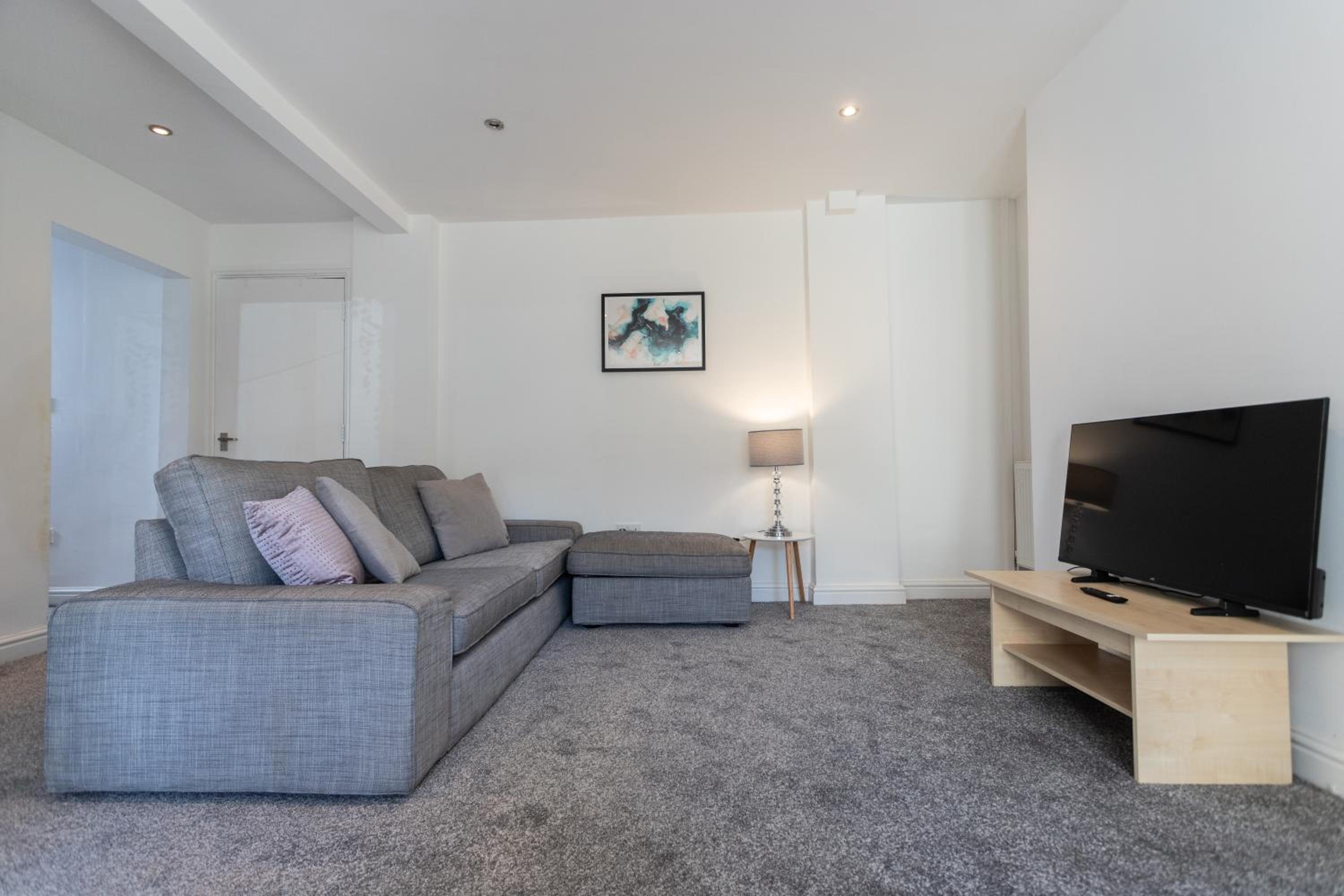 Wordsworth Avenue Apartments